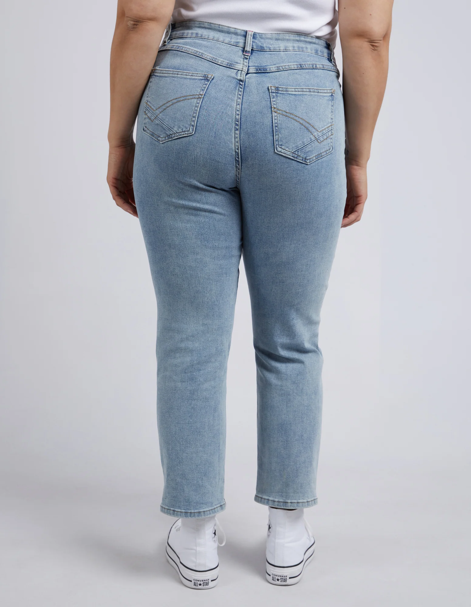 Ada Straight Leg Jean Light Blue Wash - Image 10