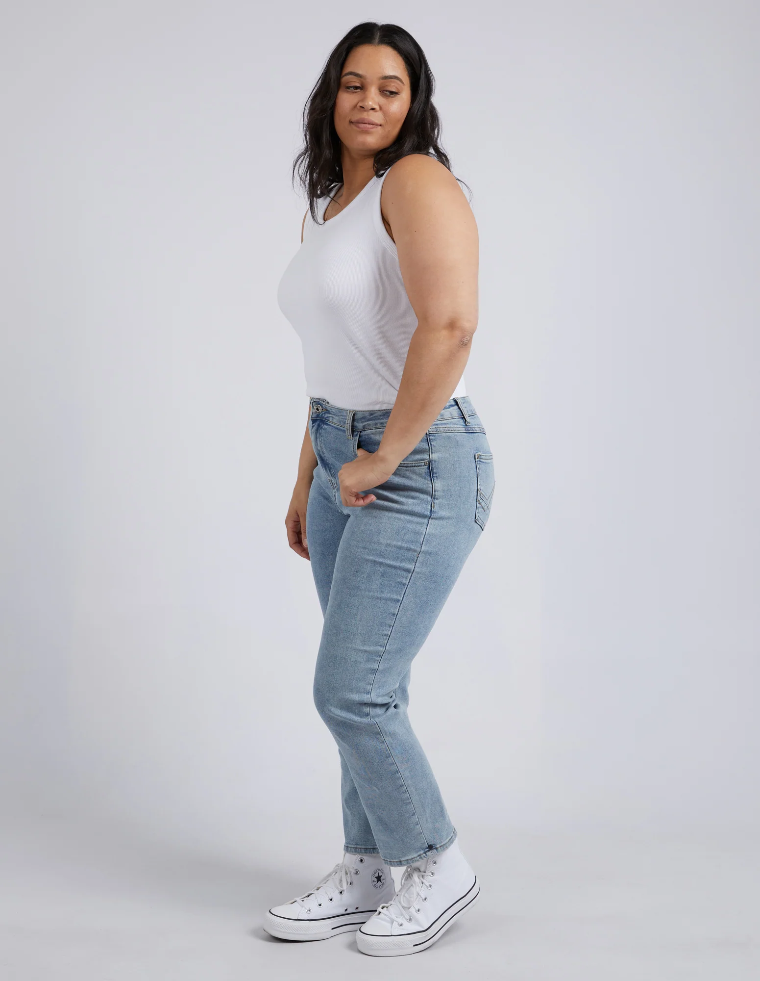 Ada Straight Leg Jean Light Blue Wash - Image 11