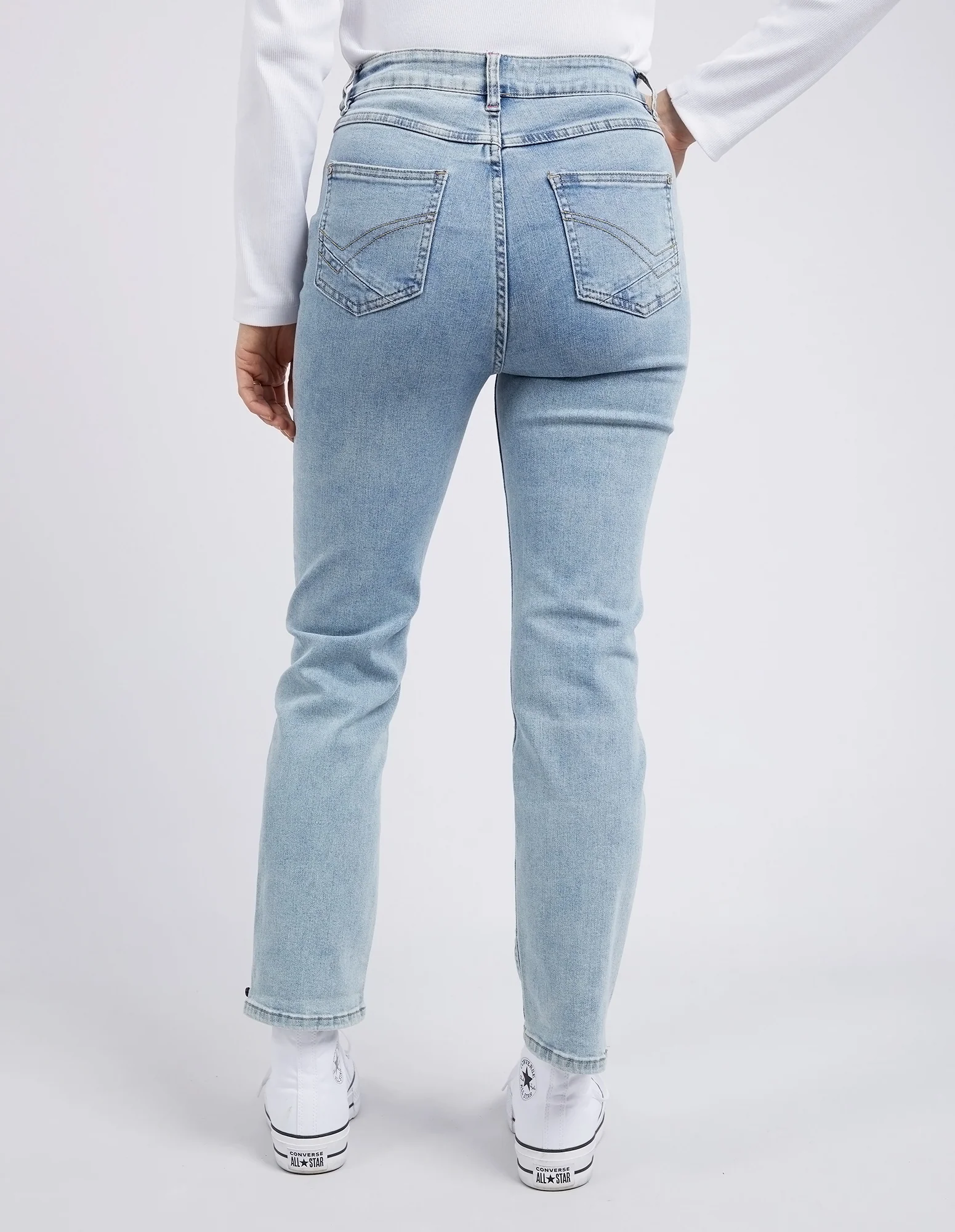 Ada Straight Leg Jean Light Blue Wash - Image 3