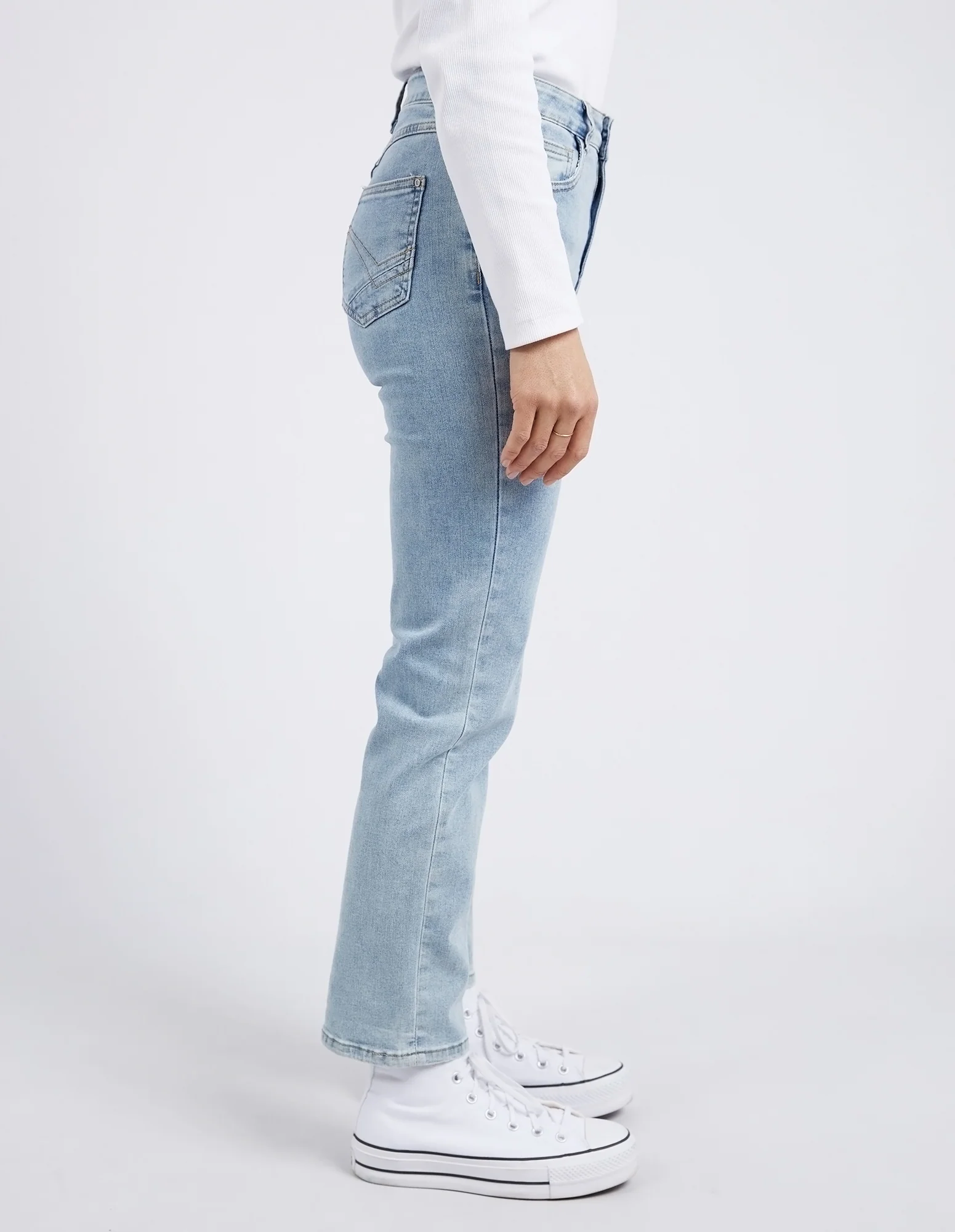 Ada Straight Leg Jean Light Blue Wash - Image 7