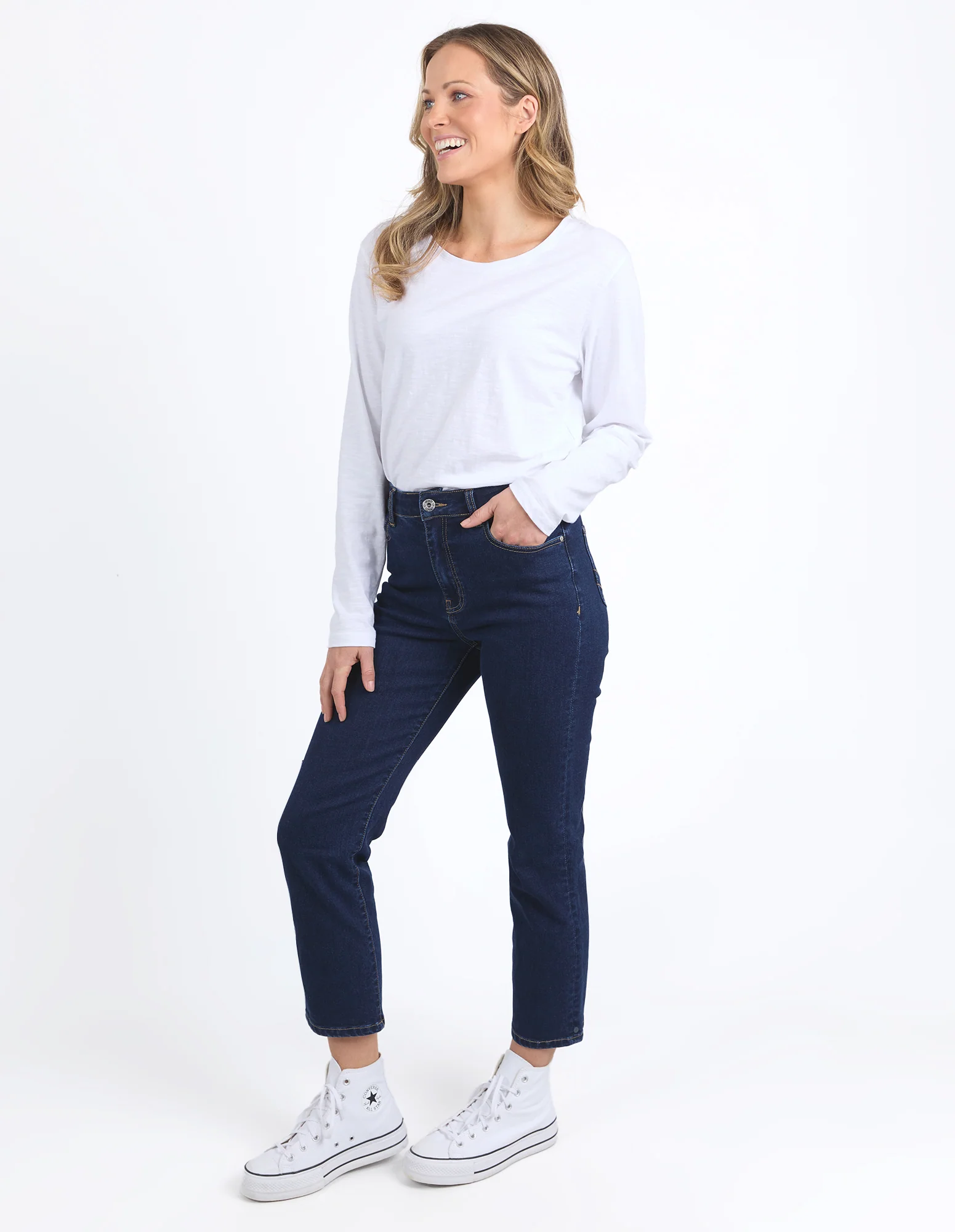 Ada Straight Leg Jean Dark Blue Wash - Image 10