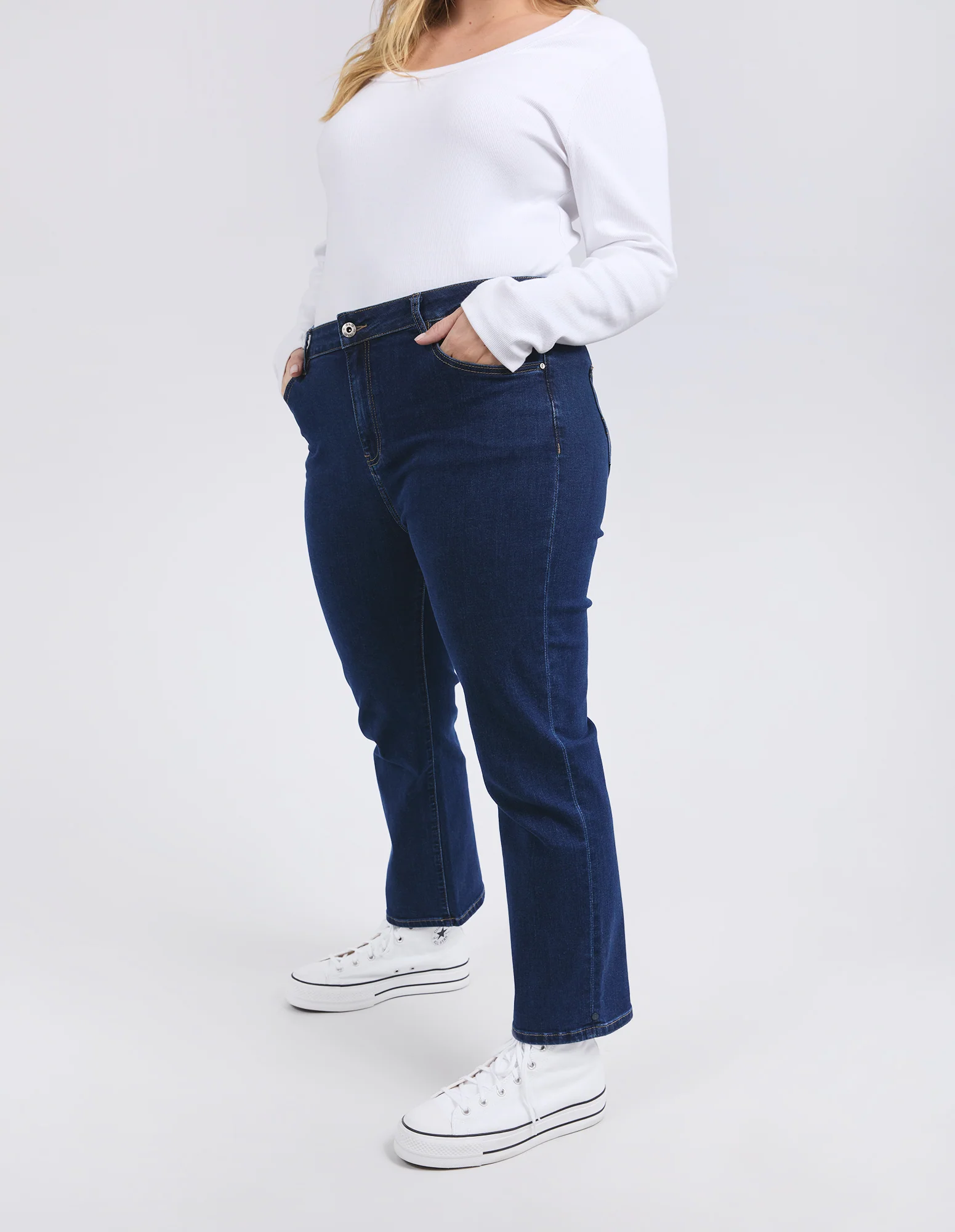 Ada Straight Leg Jean Dark Blue Wash - Image 4
