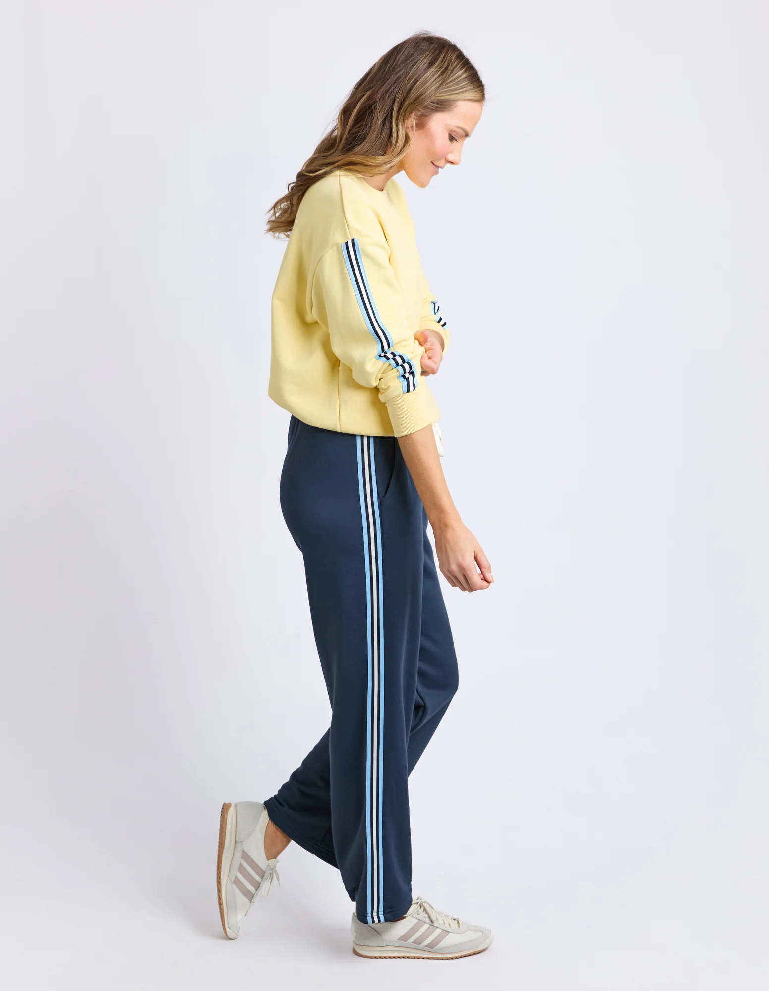 Amara Trackpant Dark Sapphire - Image 6