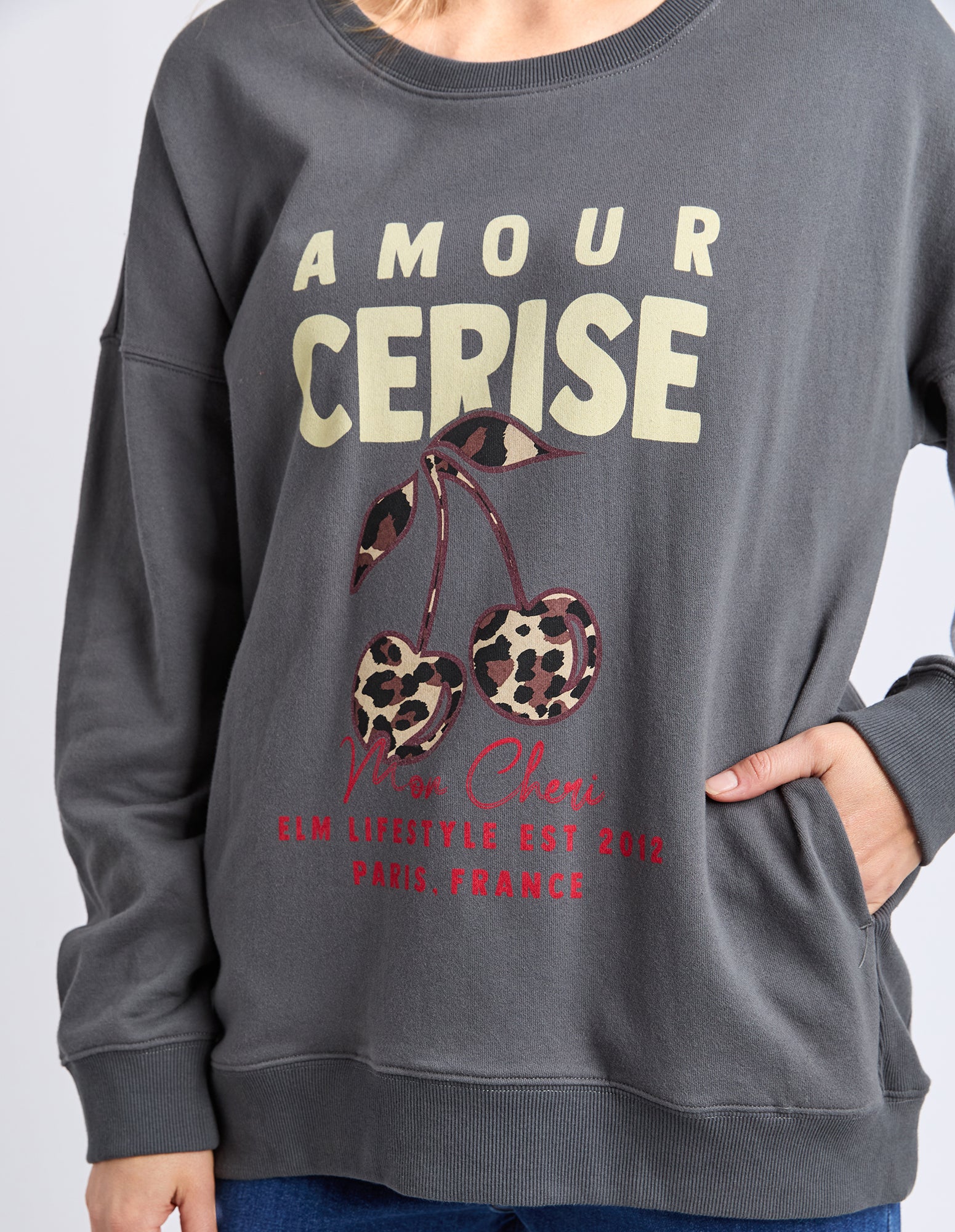 Amore Cerise Crew Washed Black - Image 5