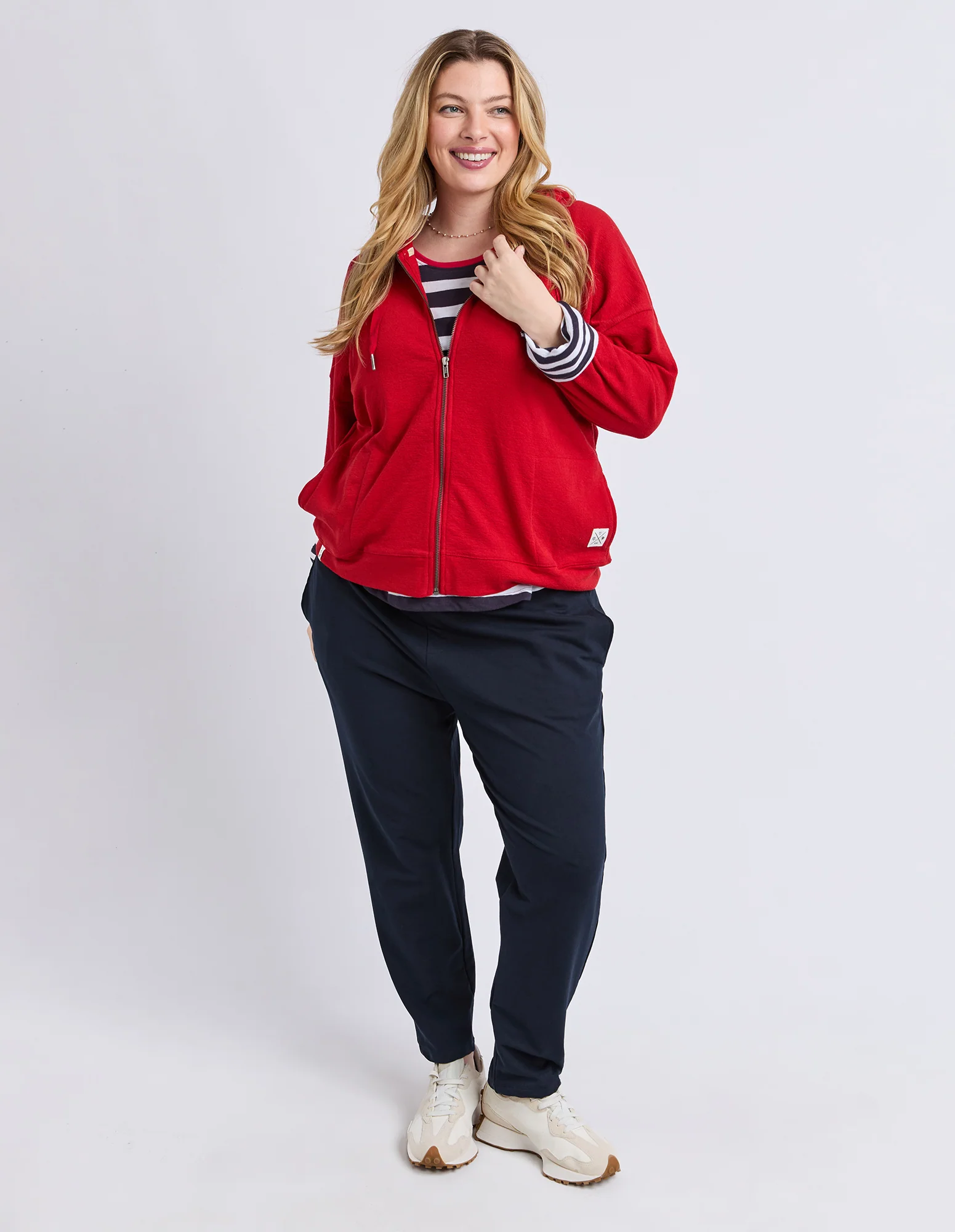 Beachy L/S Zip Hoodie Cranberry - Image 2