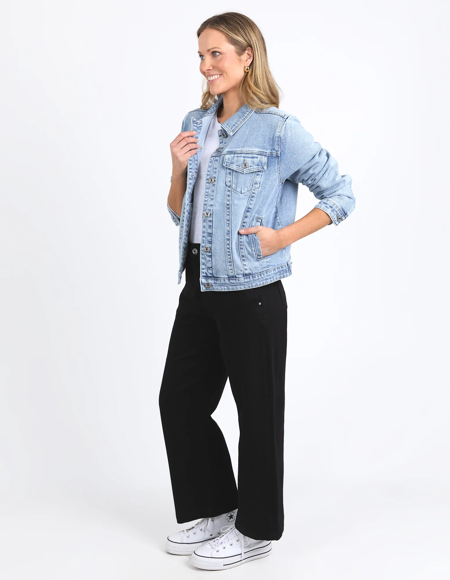 Becca Denim Jacket Light Blue Wash - Image 5