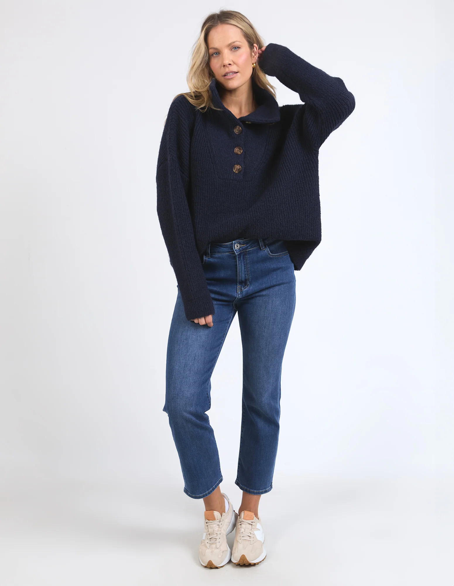 Bron Button Knit Dark Sapphire - Image 12