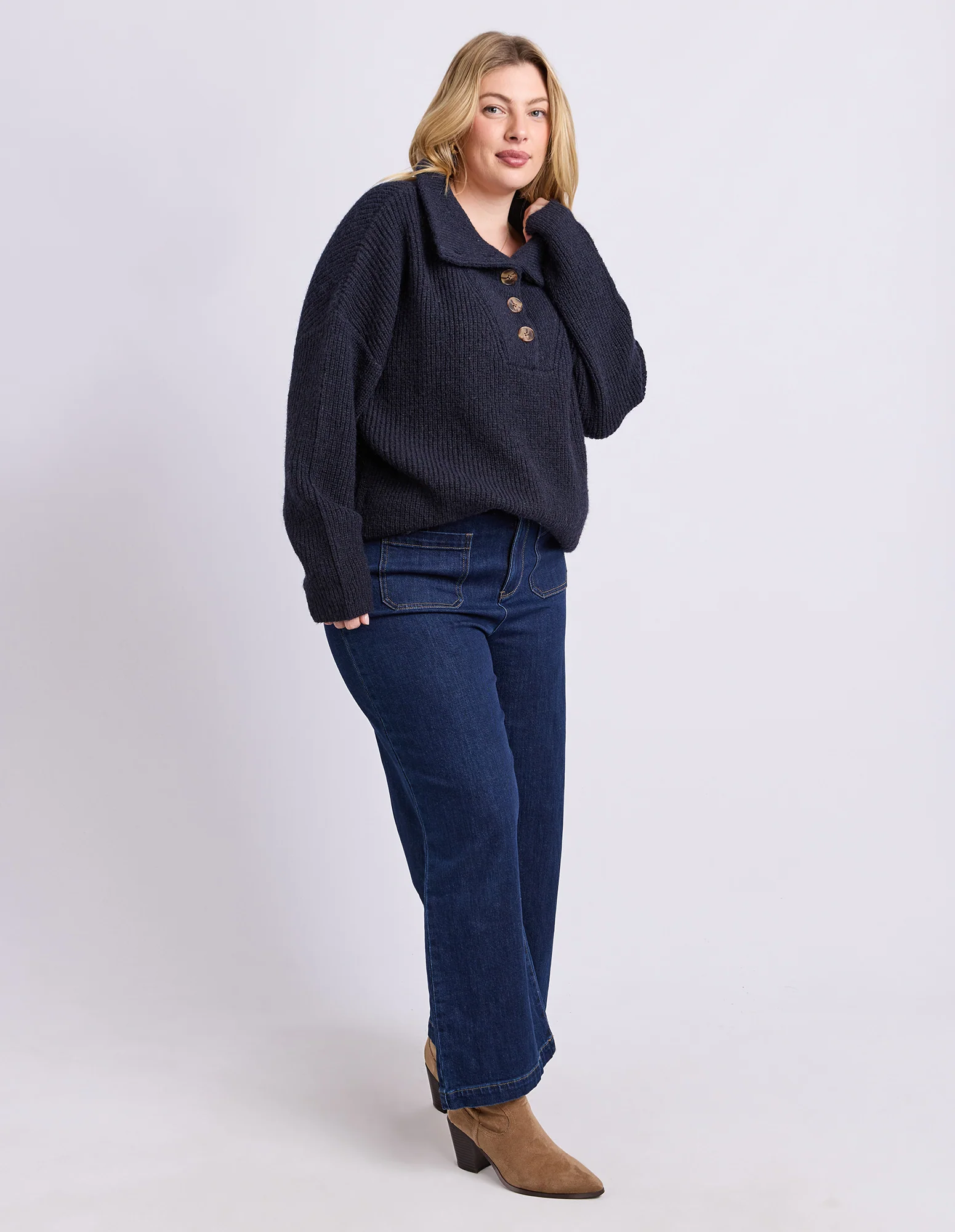 Bron Button Knit Dark Sapphire - Image 7