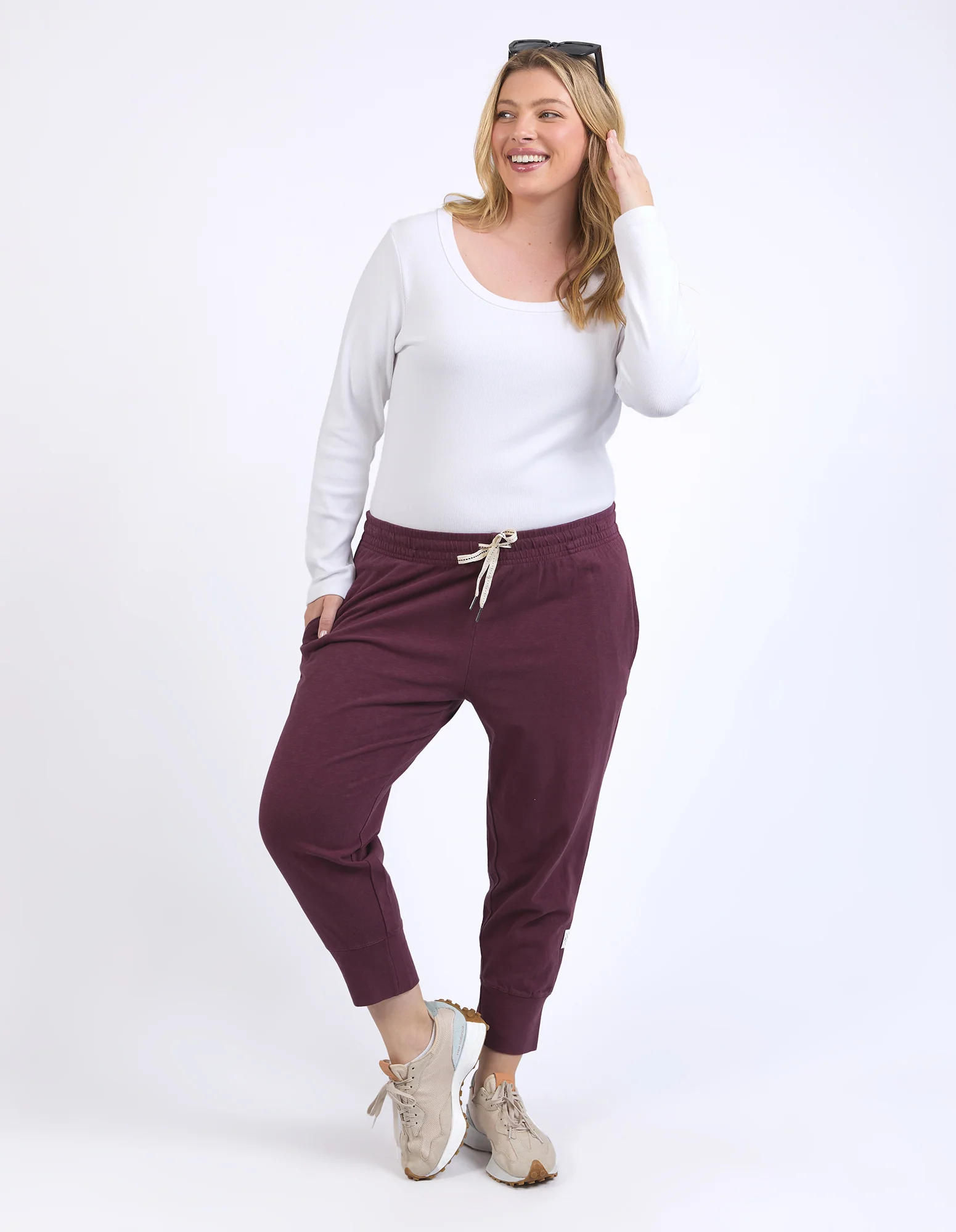Brunch Pant Merlot - Image 3