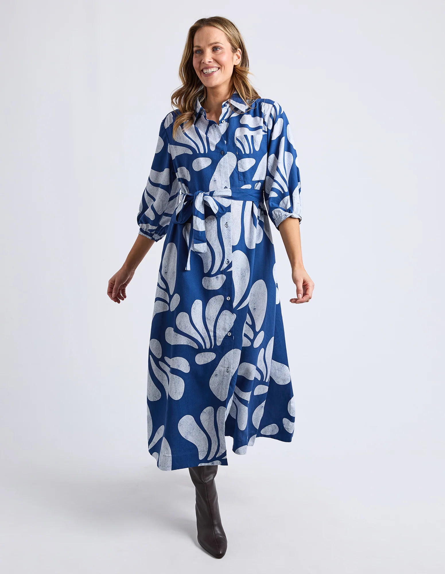 Celeste Dress Classic Navy Print - Image 3