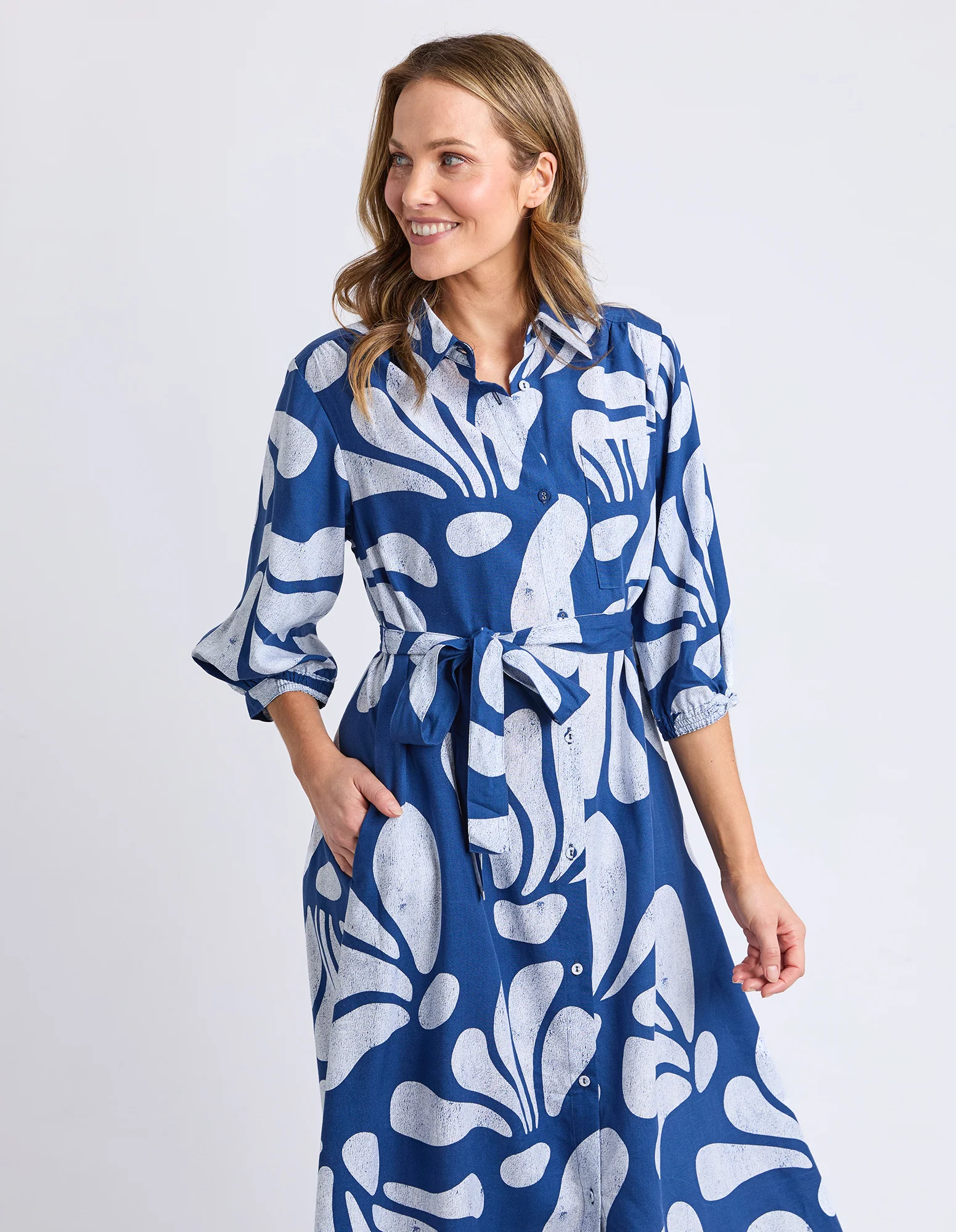 Celeste Dress Classic Navy Print - Image 5