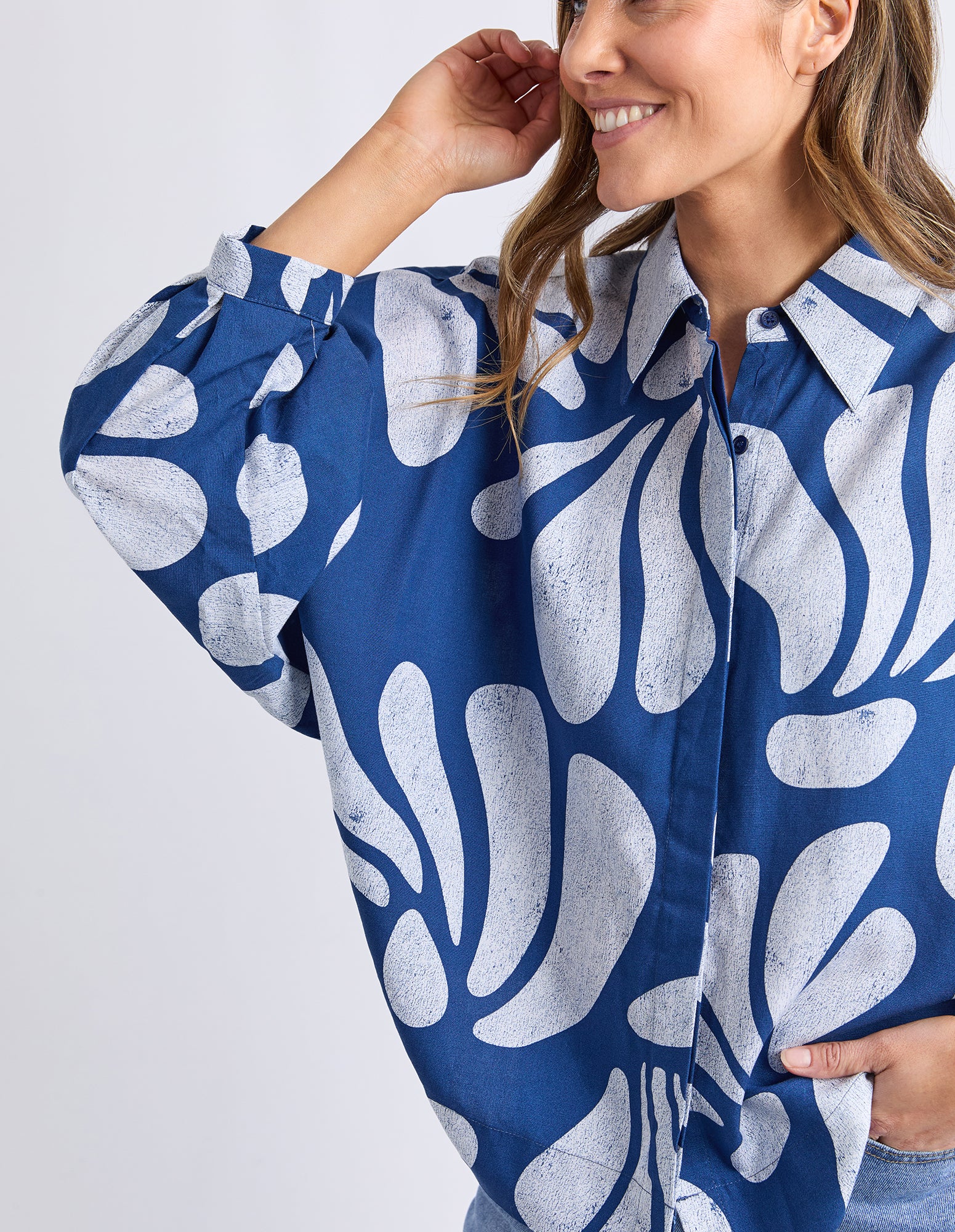 Celeste Shirt Classic Navy Print - Image 10