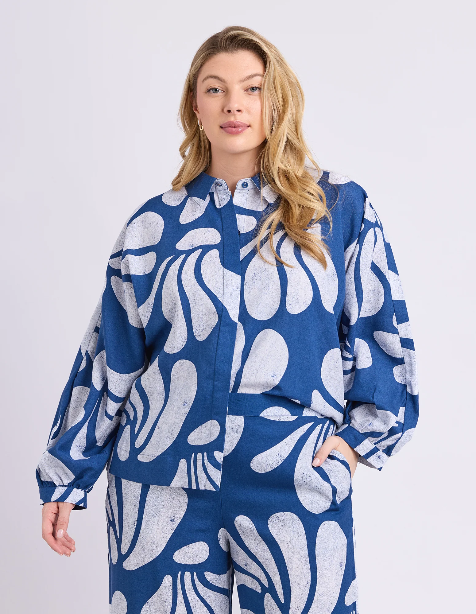 Celeste Shirt Classic Navy Print - Image 3