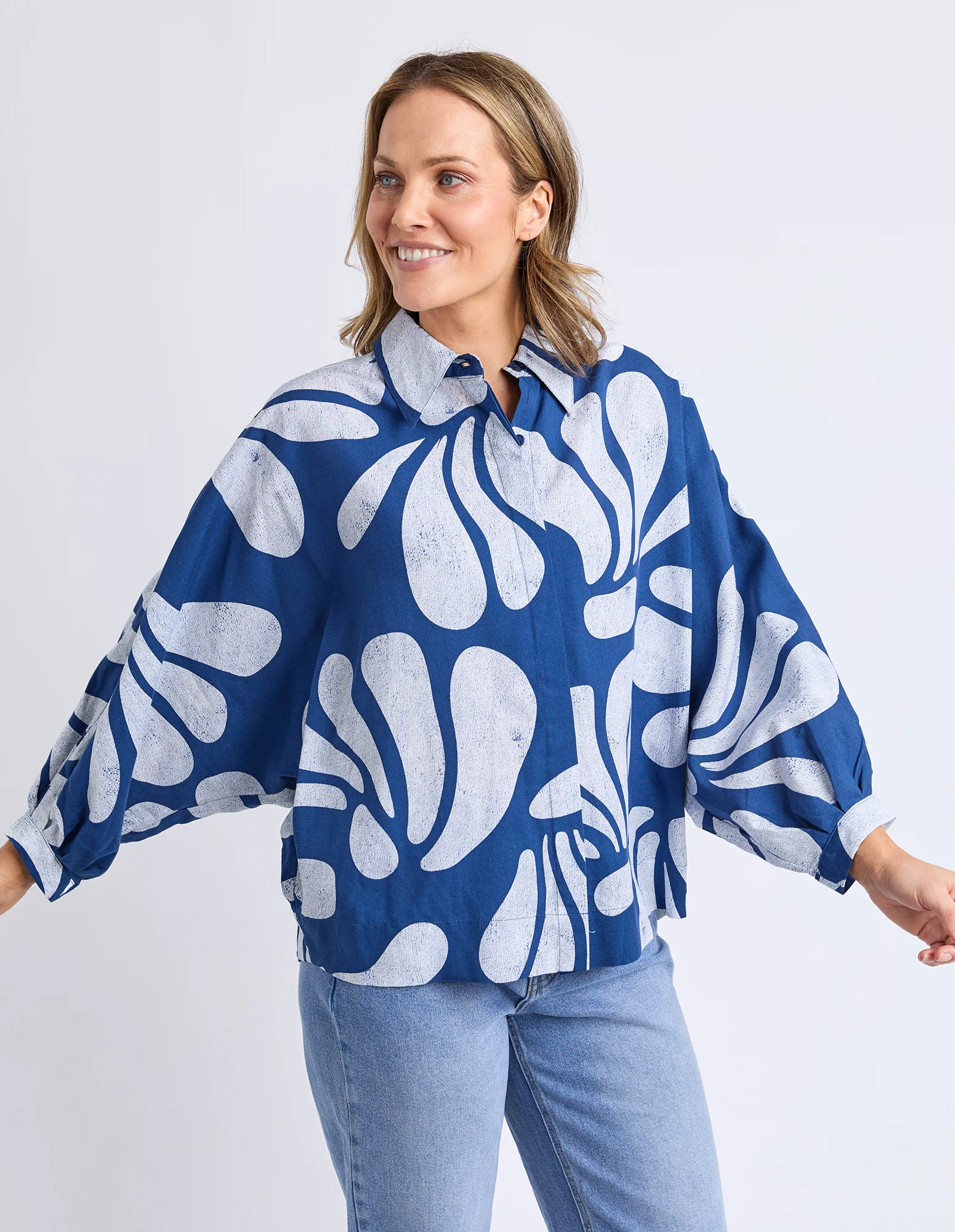 Celeste Shirt Classic Navy Print - Image 8