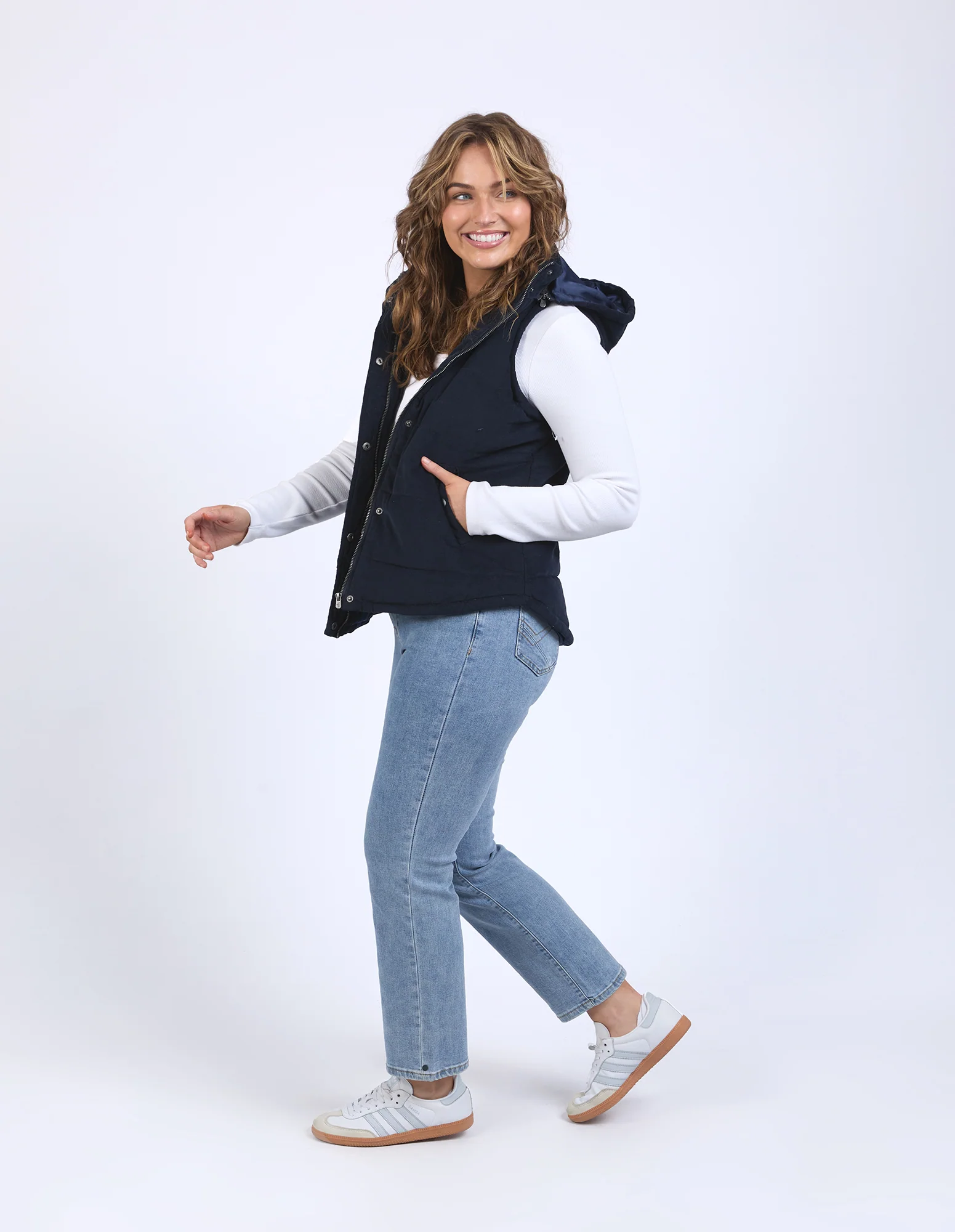 Cord Puffer Vest Dark Sapphire - Image 7