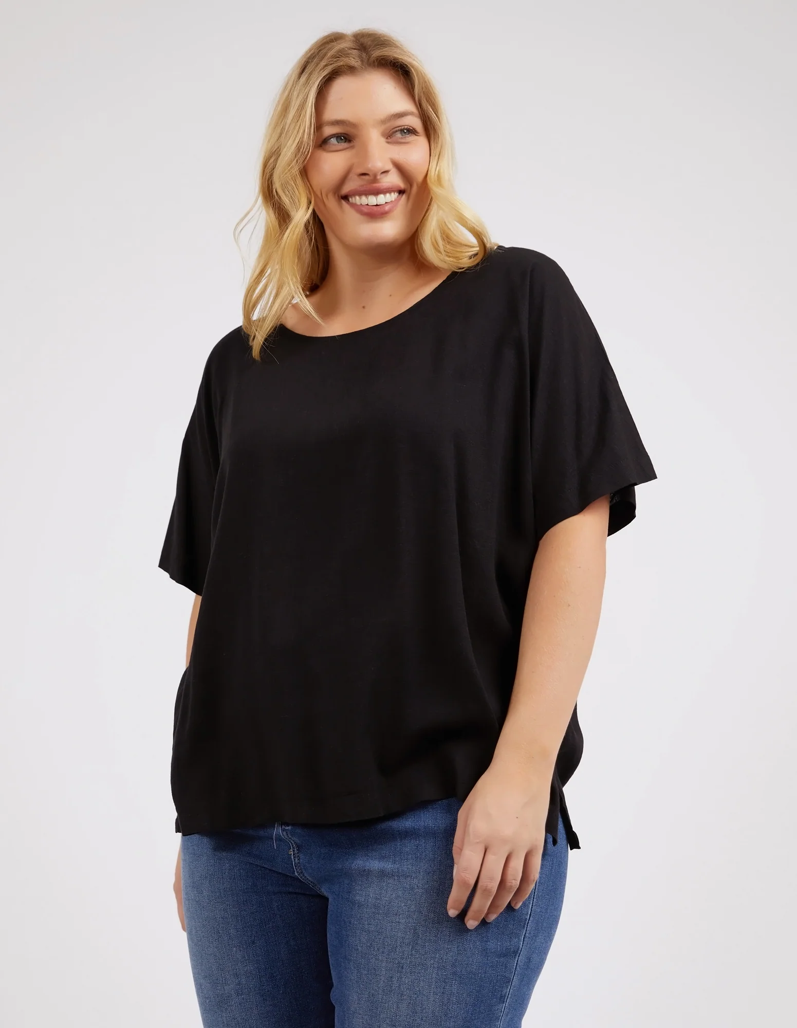 Curtis Woven Tee Black - Image 6