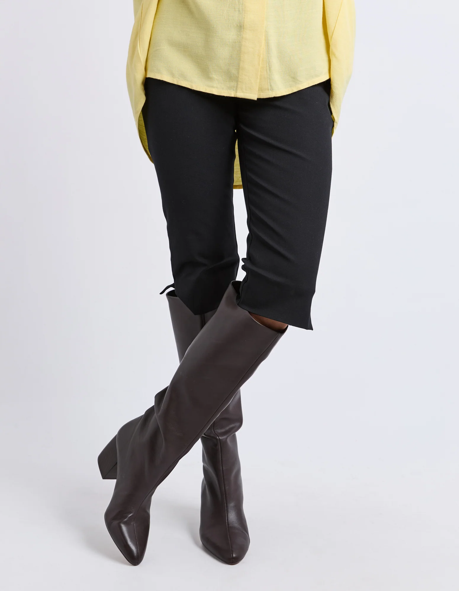 Capri Pant Black - Image 3