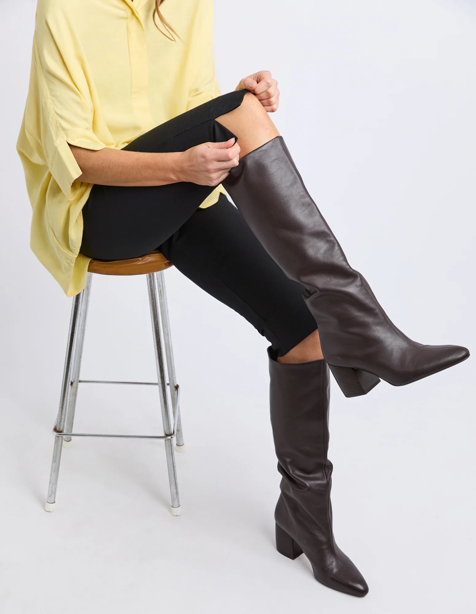 Capri Pant Black - Image 6