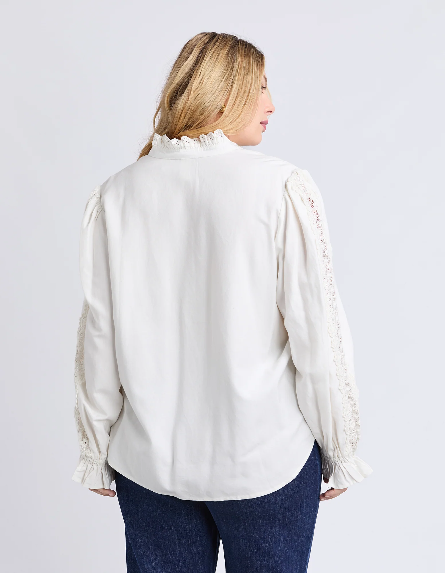 Dahlia Lace Shirt Marshmellow - Image 15