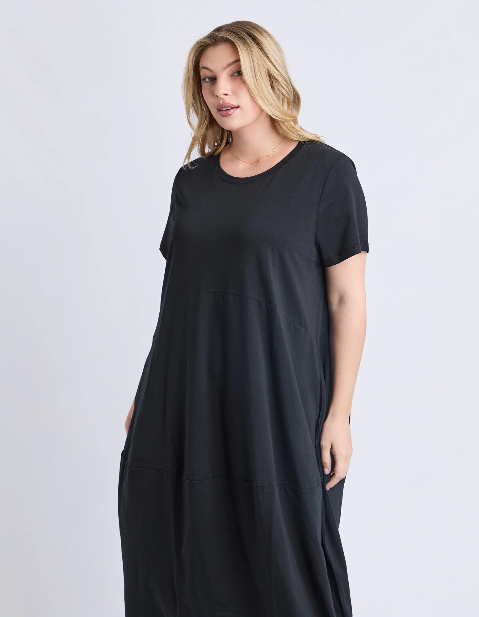 Diana Short Sleeve Dress Black - Image 5