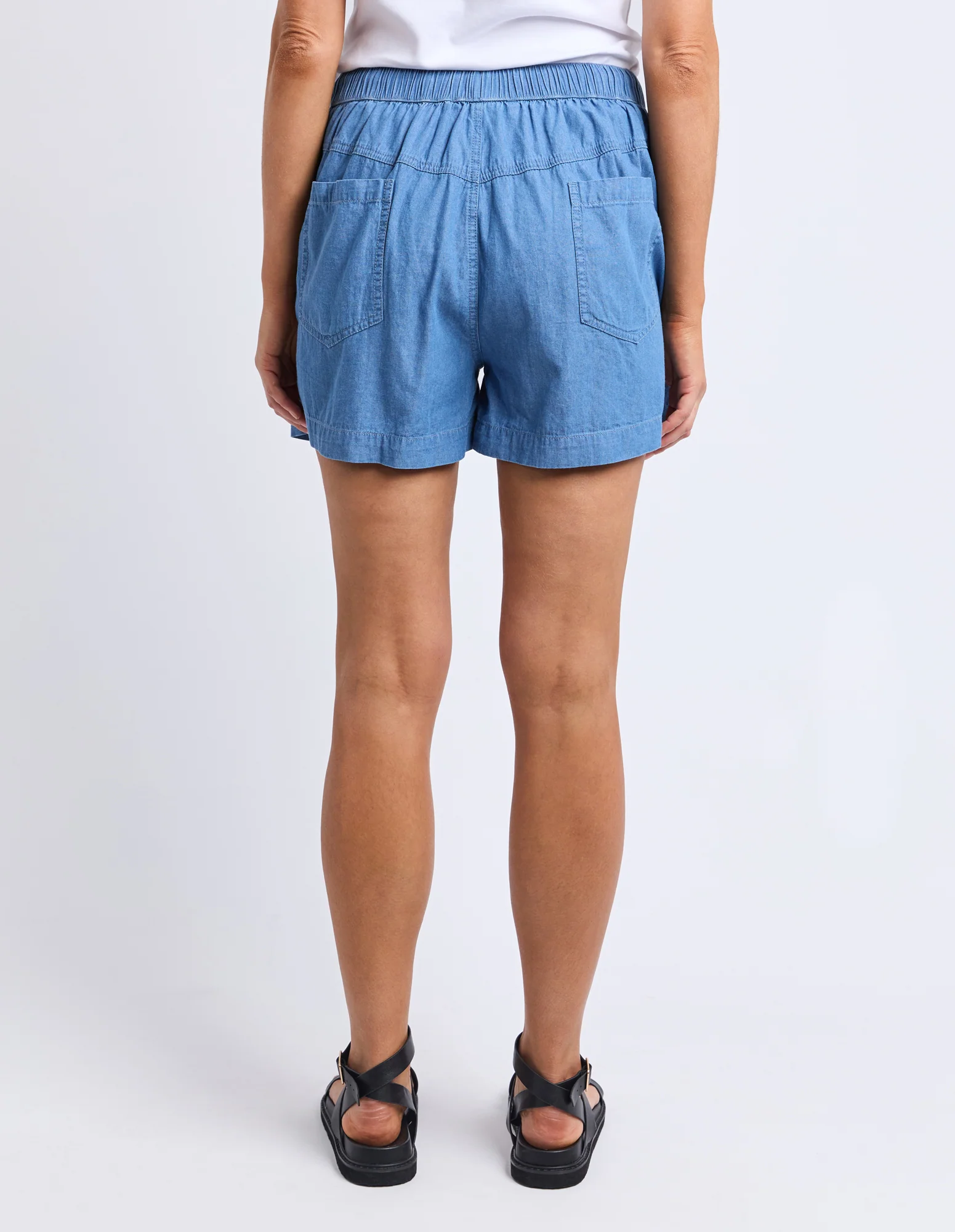 Elliot Chambray Short Mid Blue Wash - Image 11