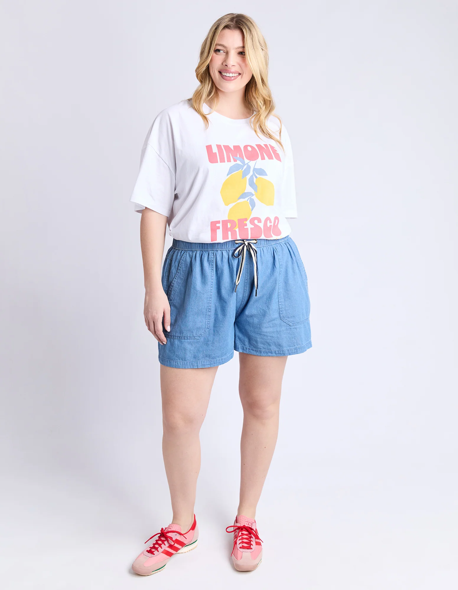 Elliot Chambray Short Mid Blue Wash - Image 3