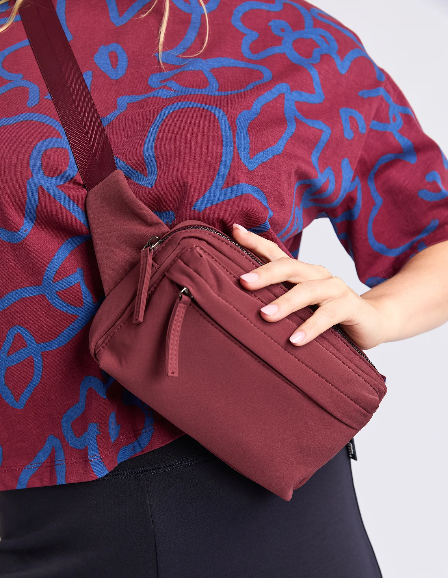 Elm Freedom Belt Bag Plum - Image 3