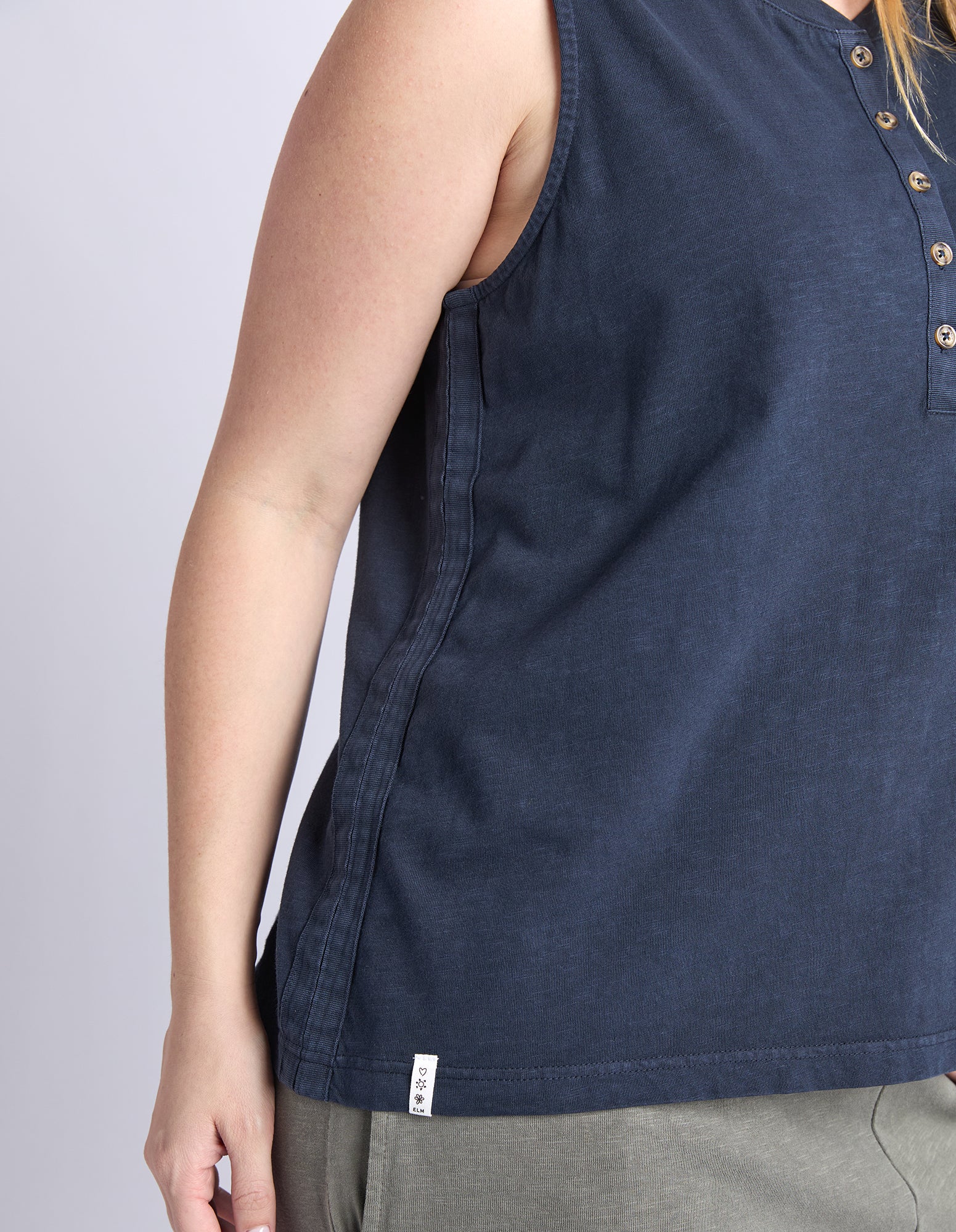 Elysian Tank Navy - Image 11