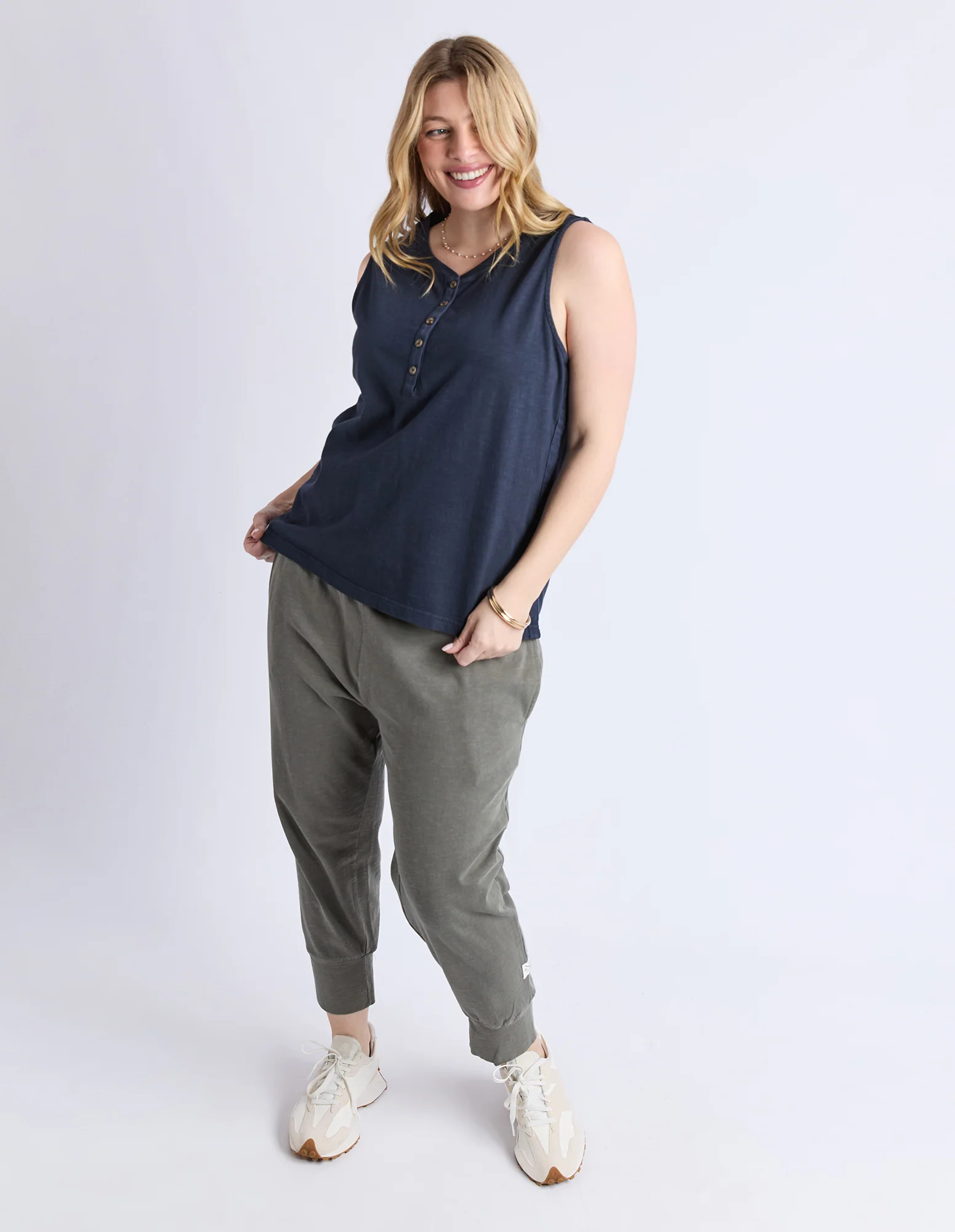 Elysian Tank Navy - Image 8
