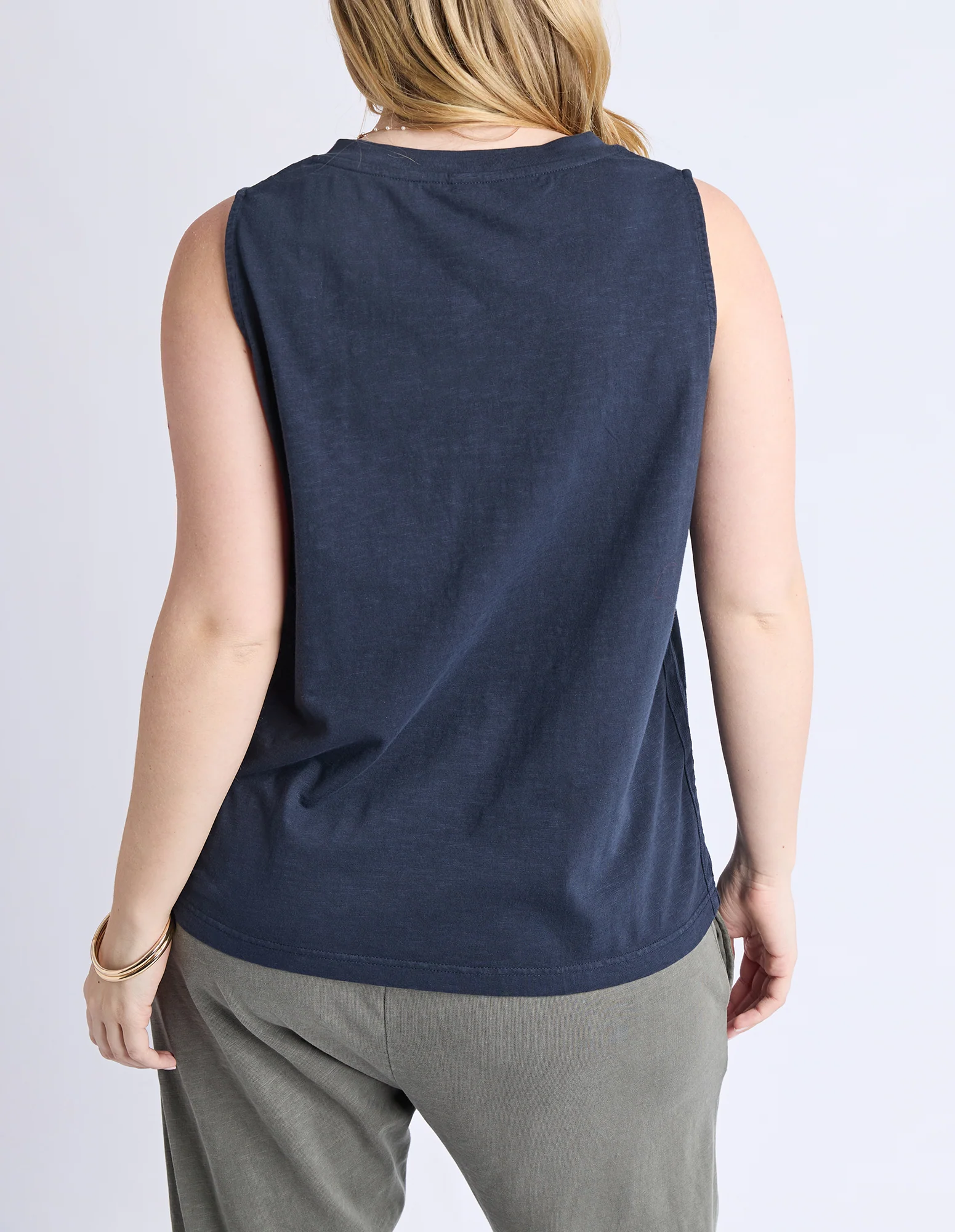 Elysian Tank Navy - Image 9