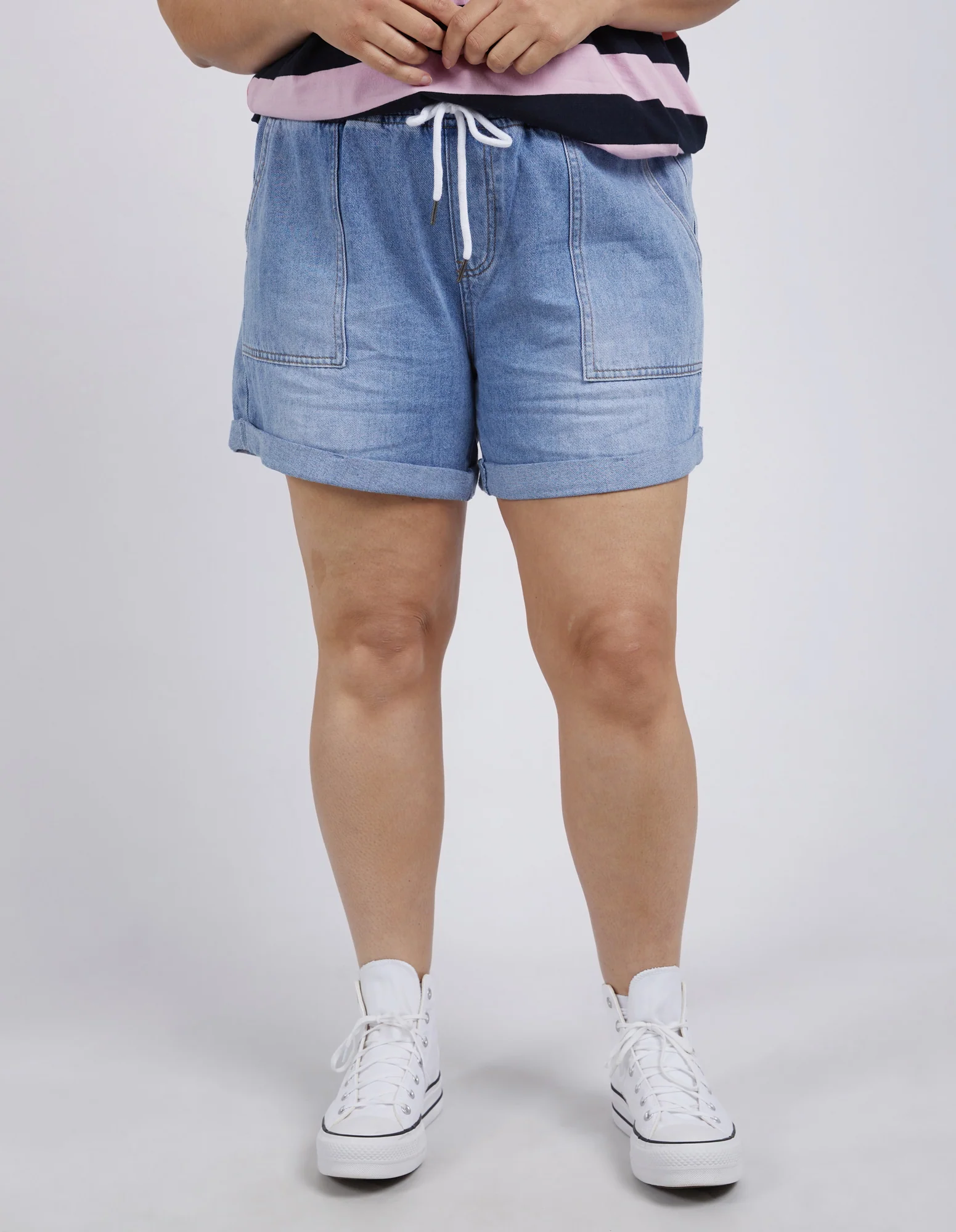 Emma Relaxed Denim Short Mid Blue Wash - Image 7