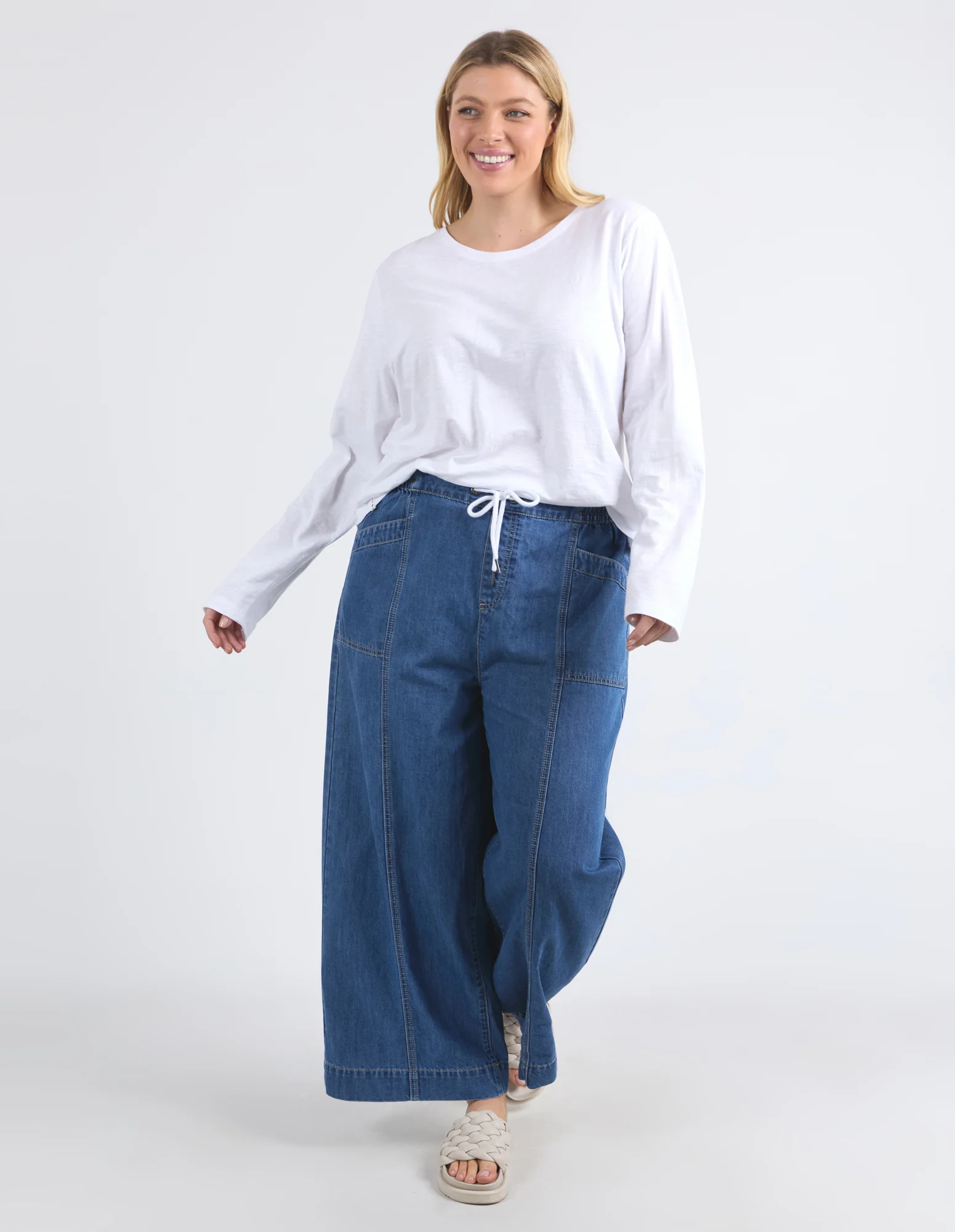 Everyday Long Sleeve White - Image 9