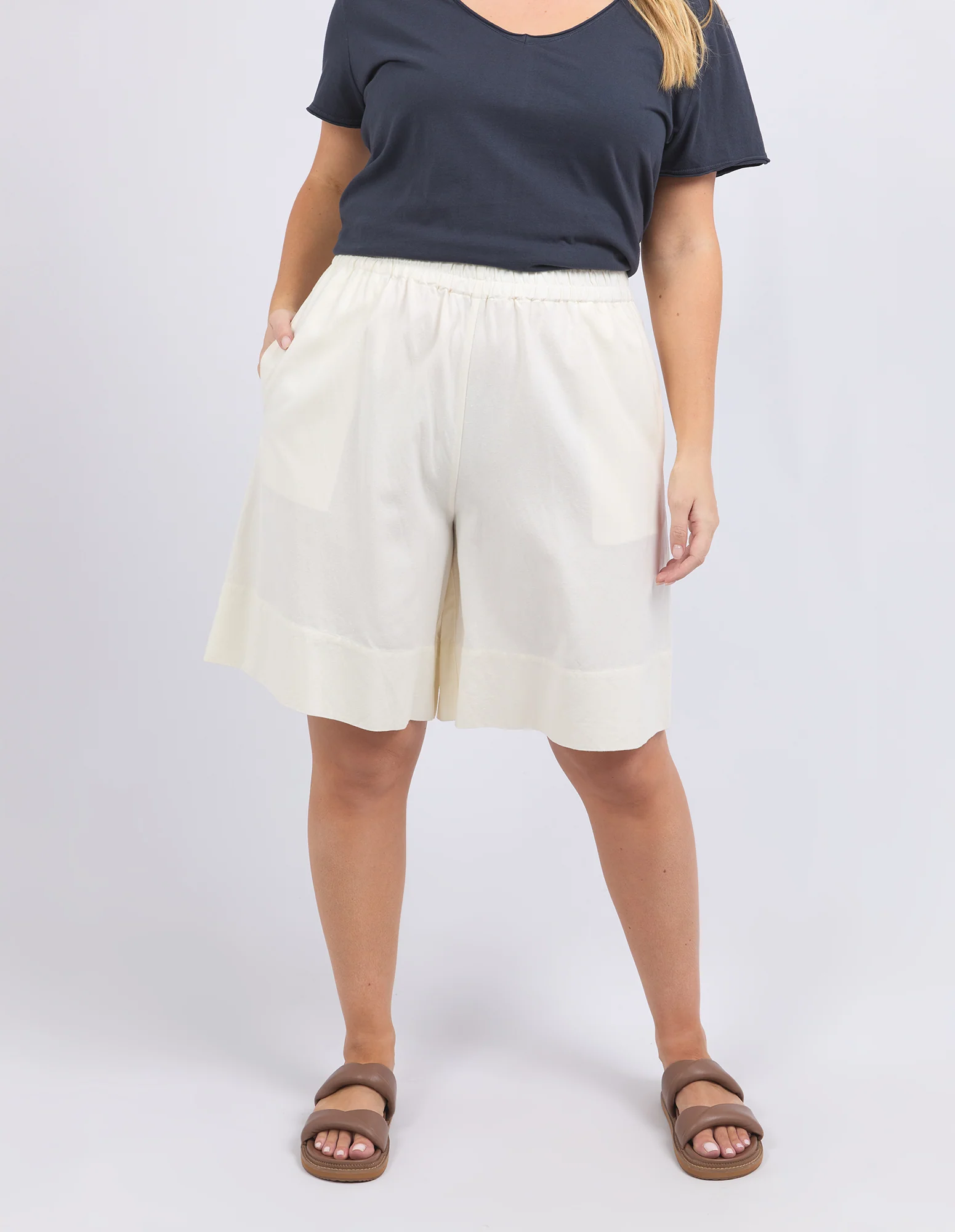 Ginny Short Marshmallow - Image 7
