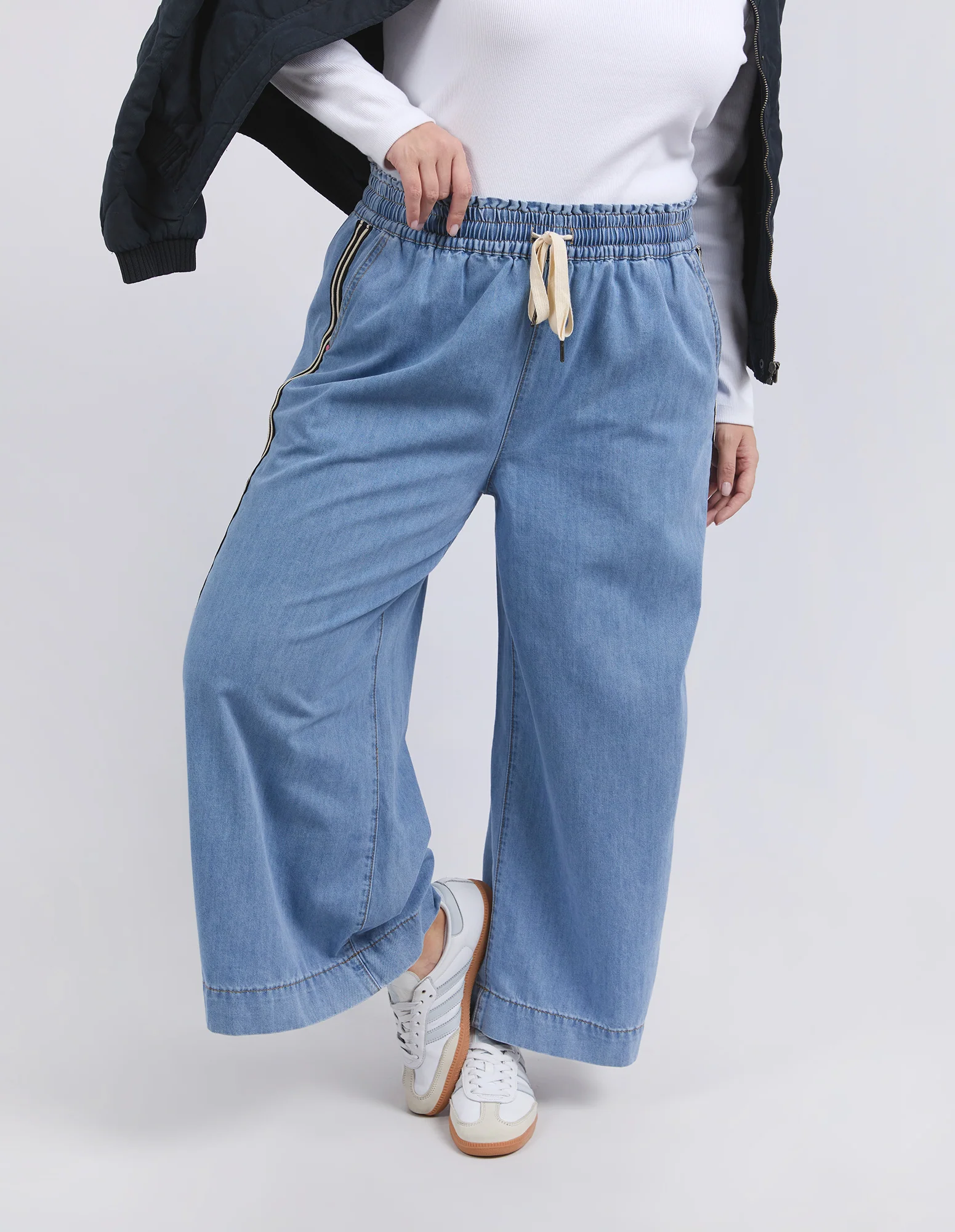 Greta Wide Leg Pant Side Tape Light Blue - Image 2