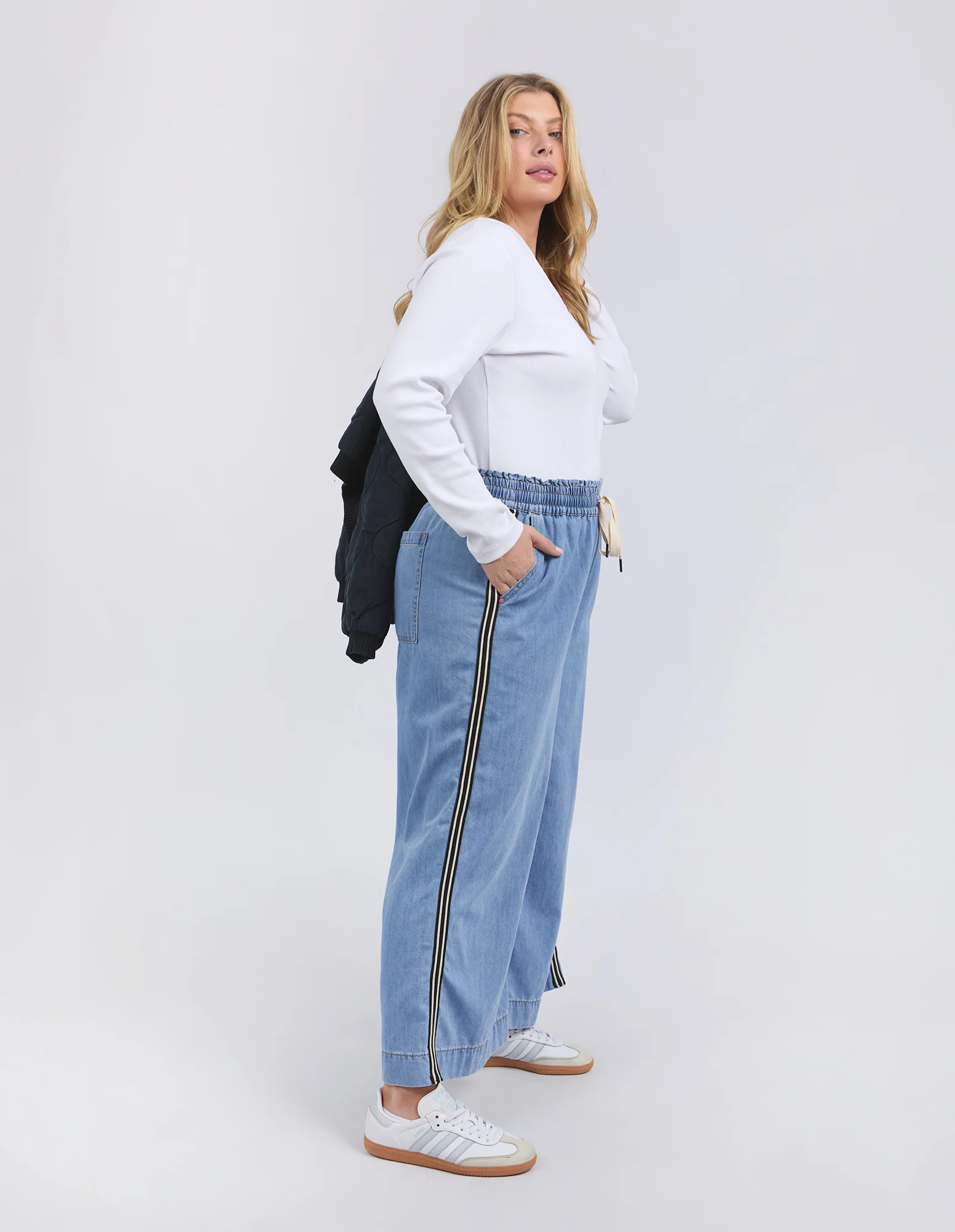 Greta Wide Leg Pant Side Tape Light Blue - Image 8