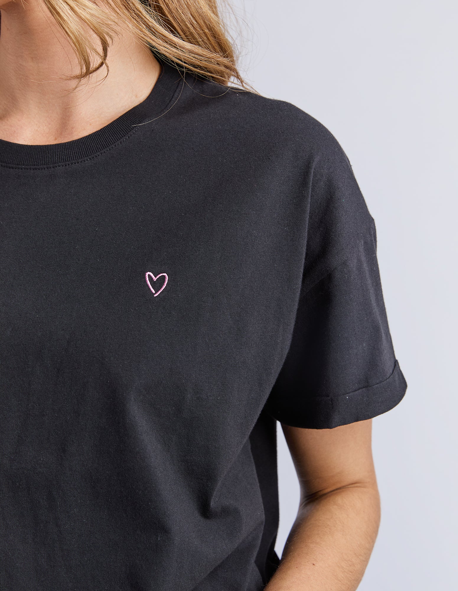 Halli Short Sleeve Tee Black - Image 5