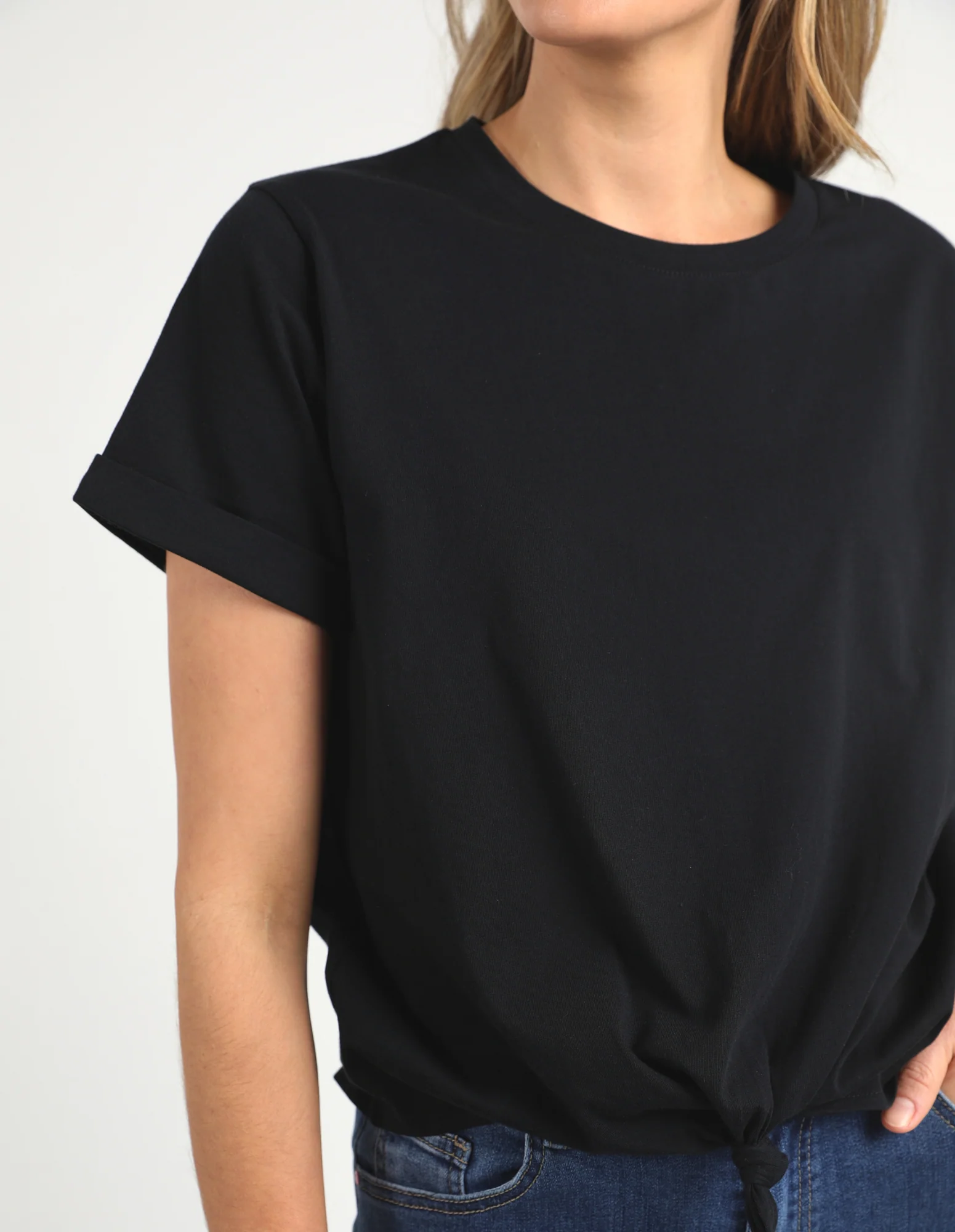 Knot Short Sleeve Tee Black - Image 5