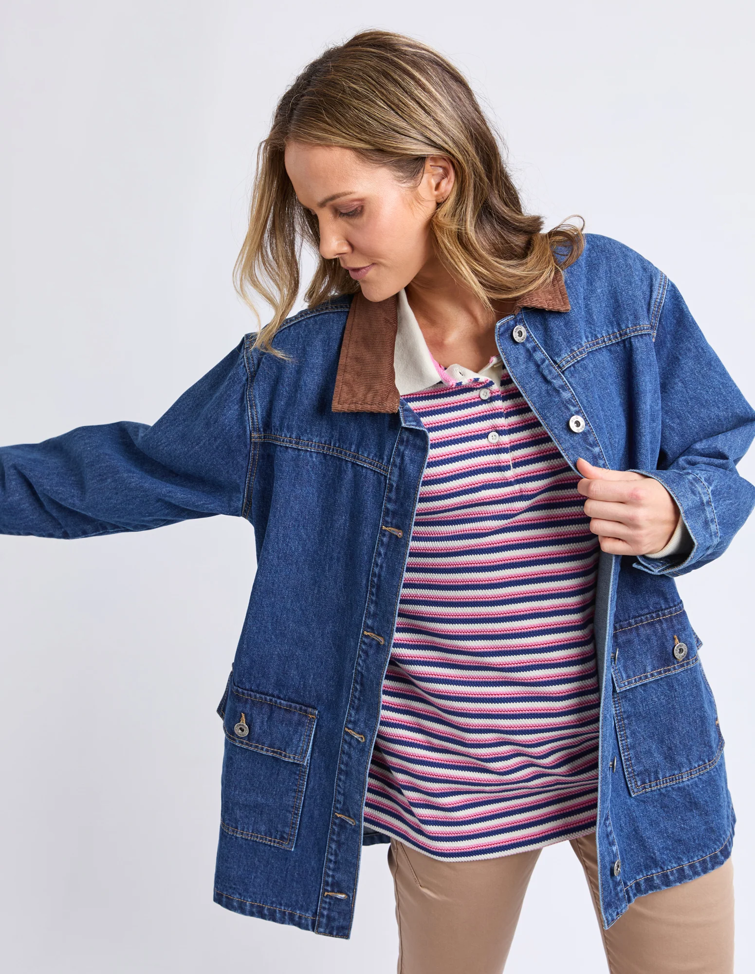 Lilian Denim Barn Jacket Mid Blue Wash - Image 5