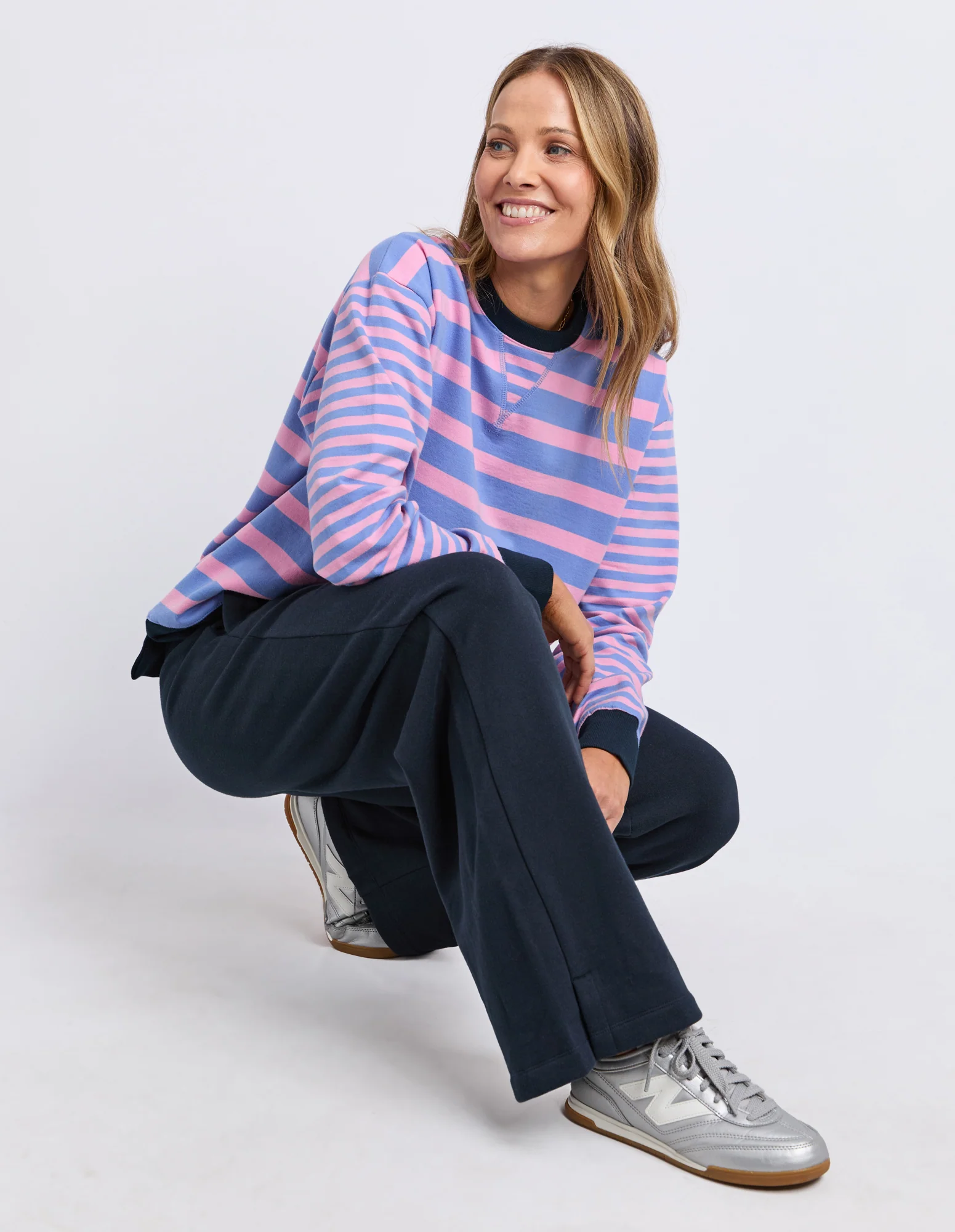 Louise Trackpant Navy - Image 10