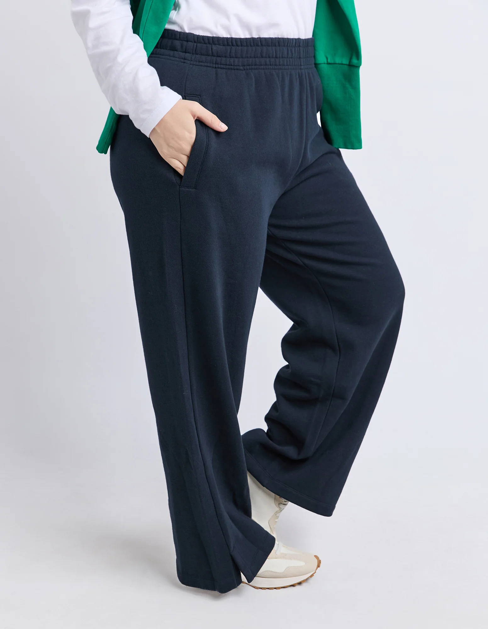 Louise Trackpant Navy - Image 8