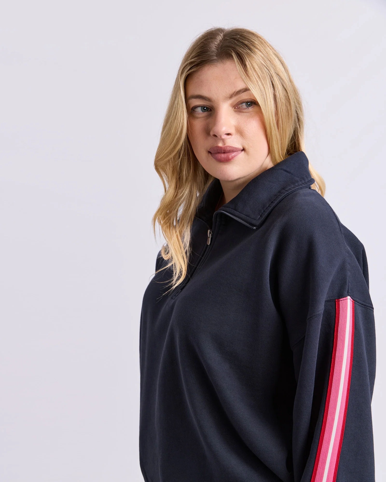 Lover 1/4 Zip Navy - Image 11