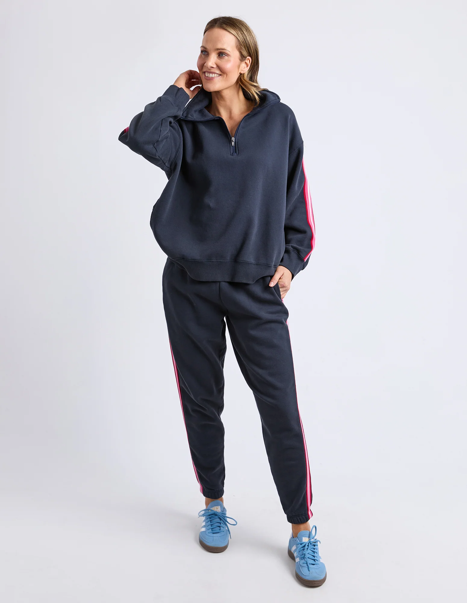 Lover 1/4 Zip Navy - Image 4