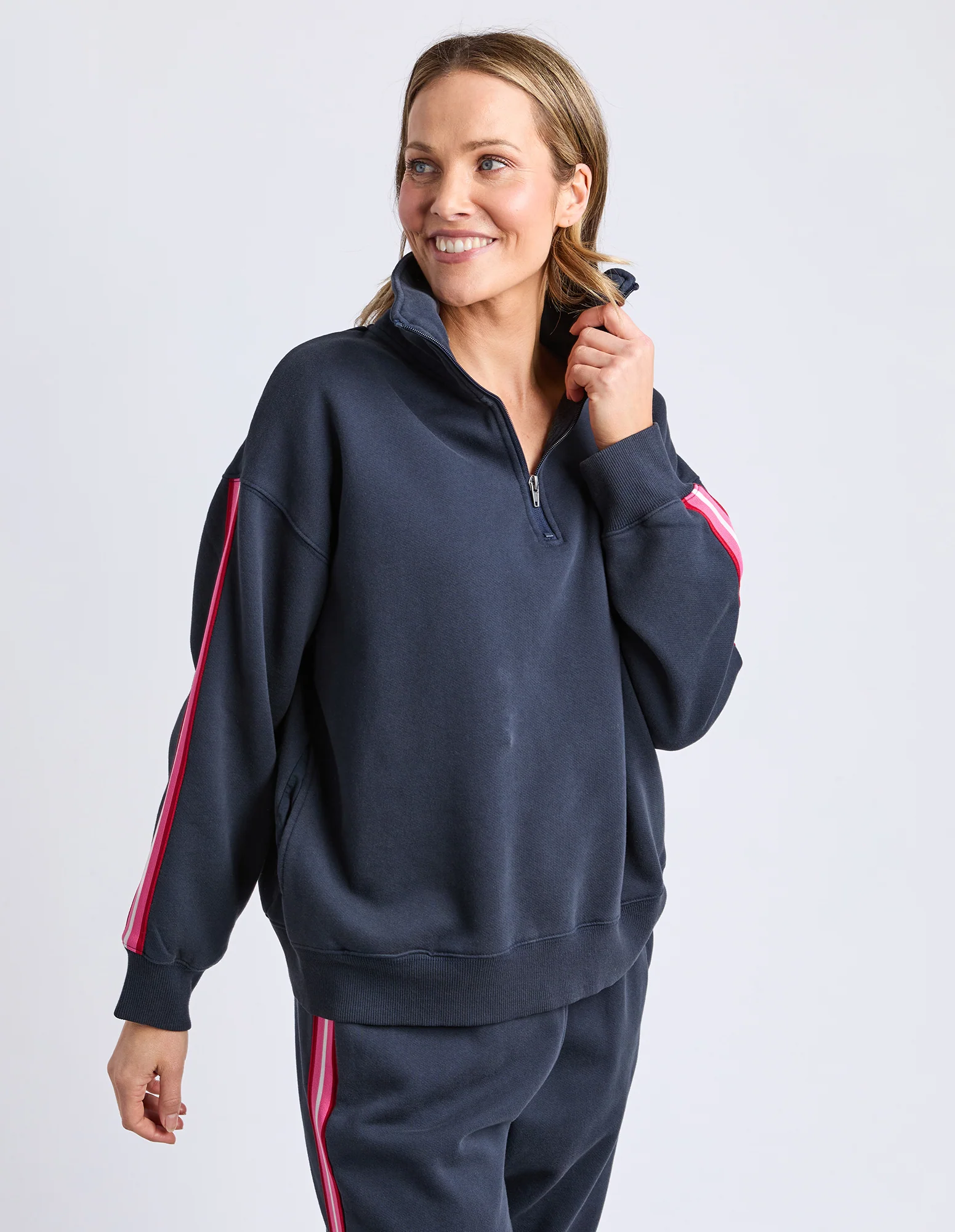 Lover 1/4 Zip Navy - Image 8