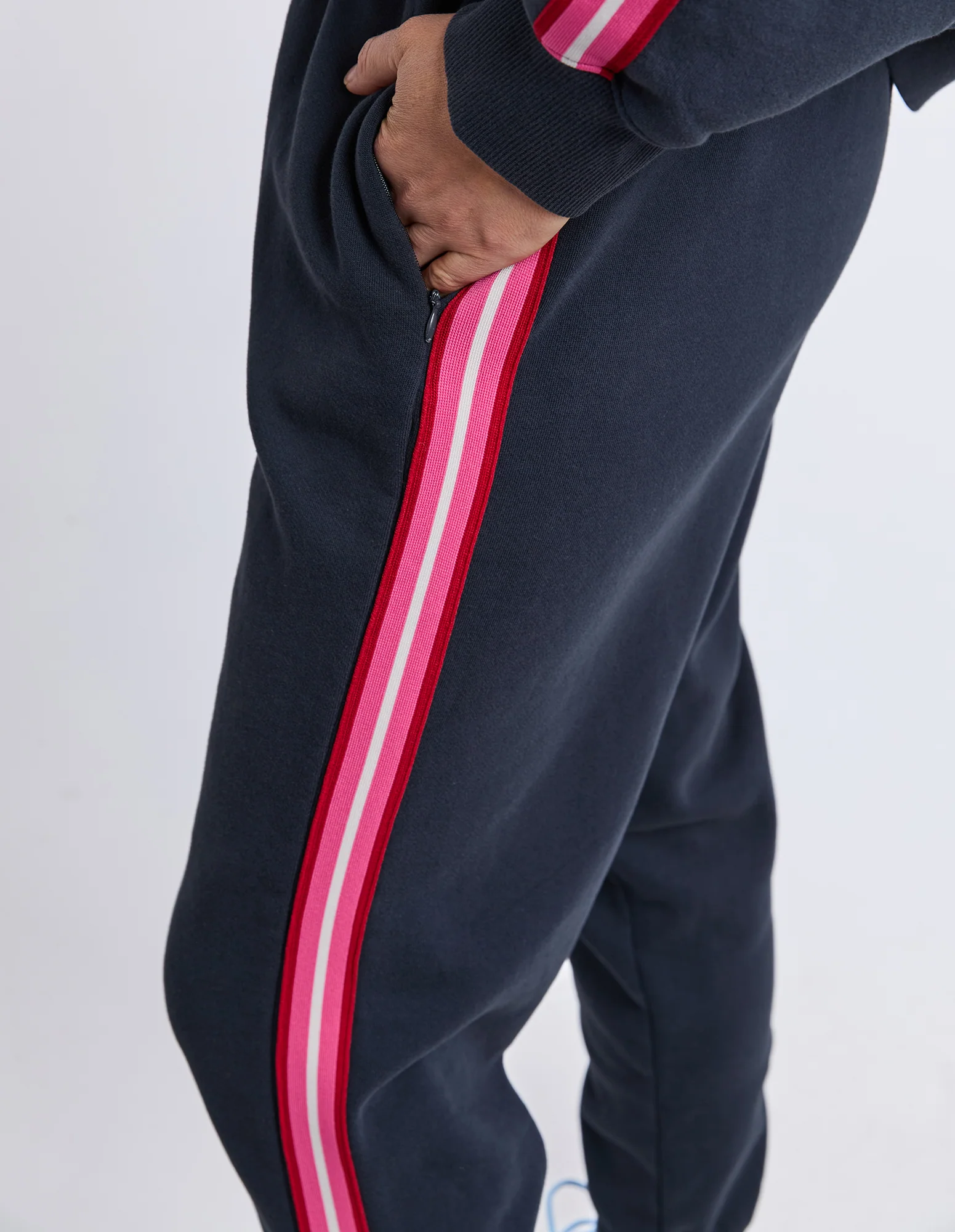 Lover Track Pant Navy - Image 10
