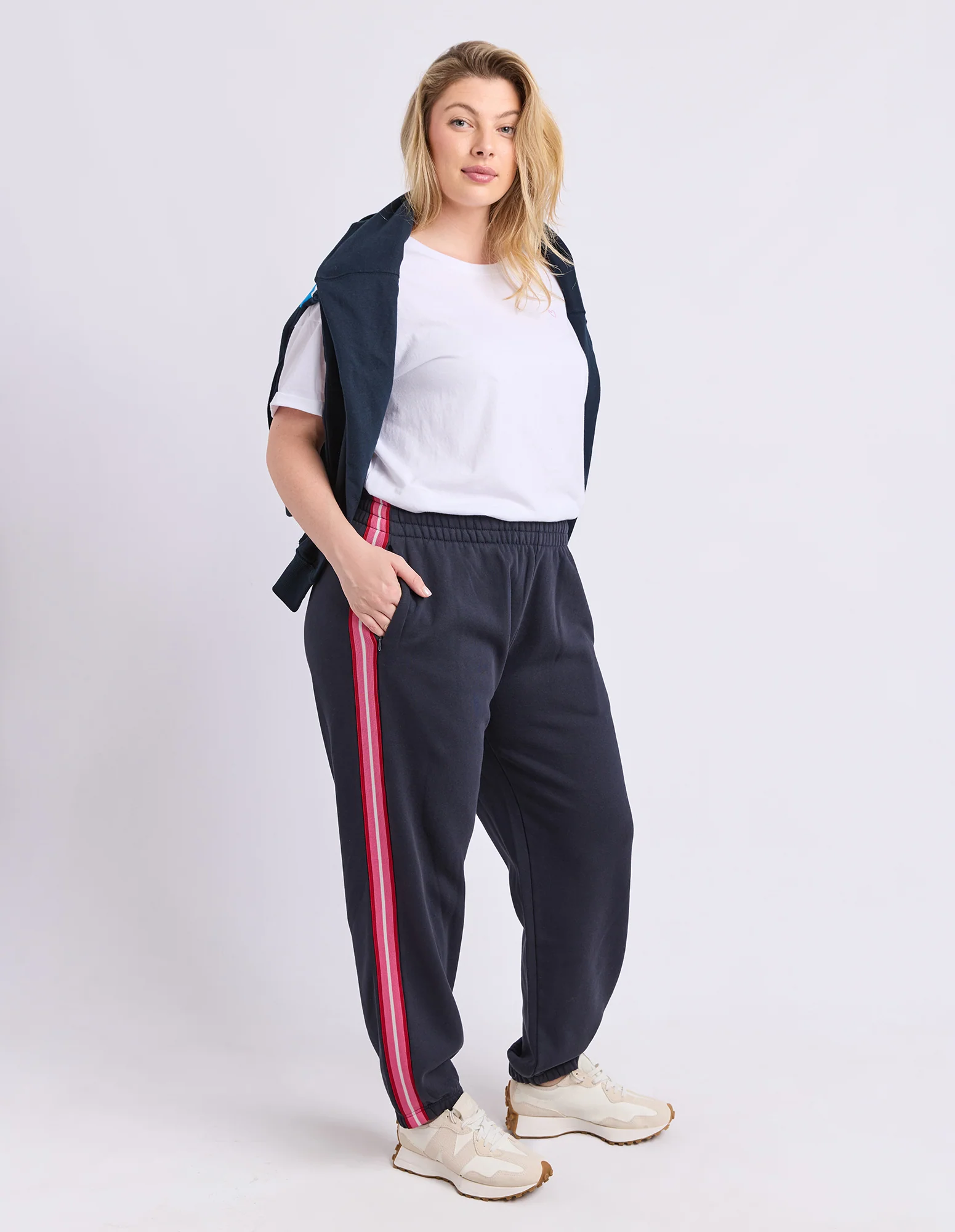 Lover Track Pant Navy - Image 12