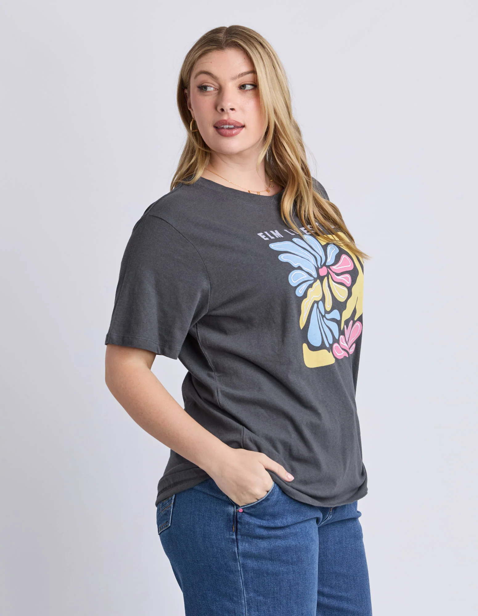 Lulu Tee Washed Black - Image 13