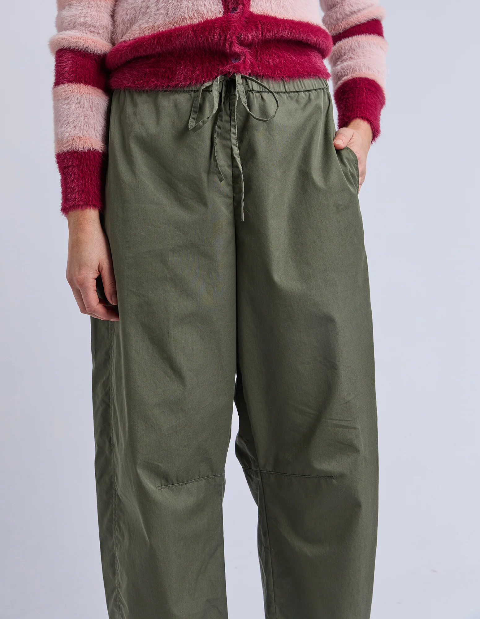 Lund Barrel Leg Pant Basil - Image 9