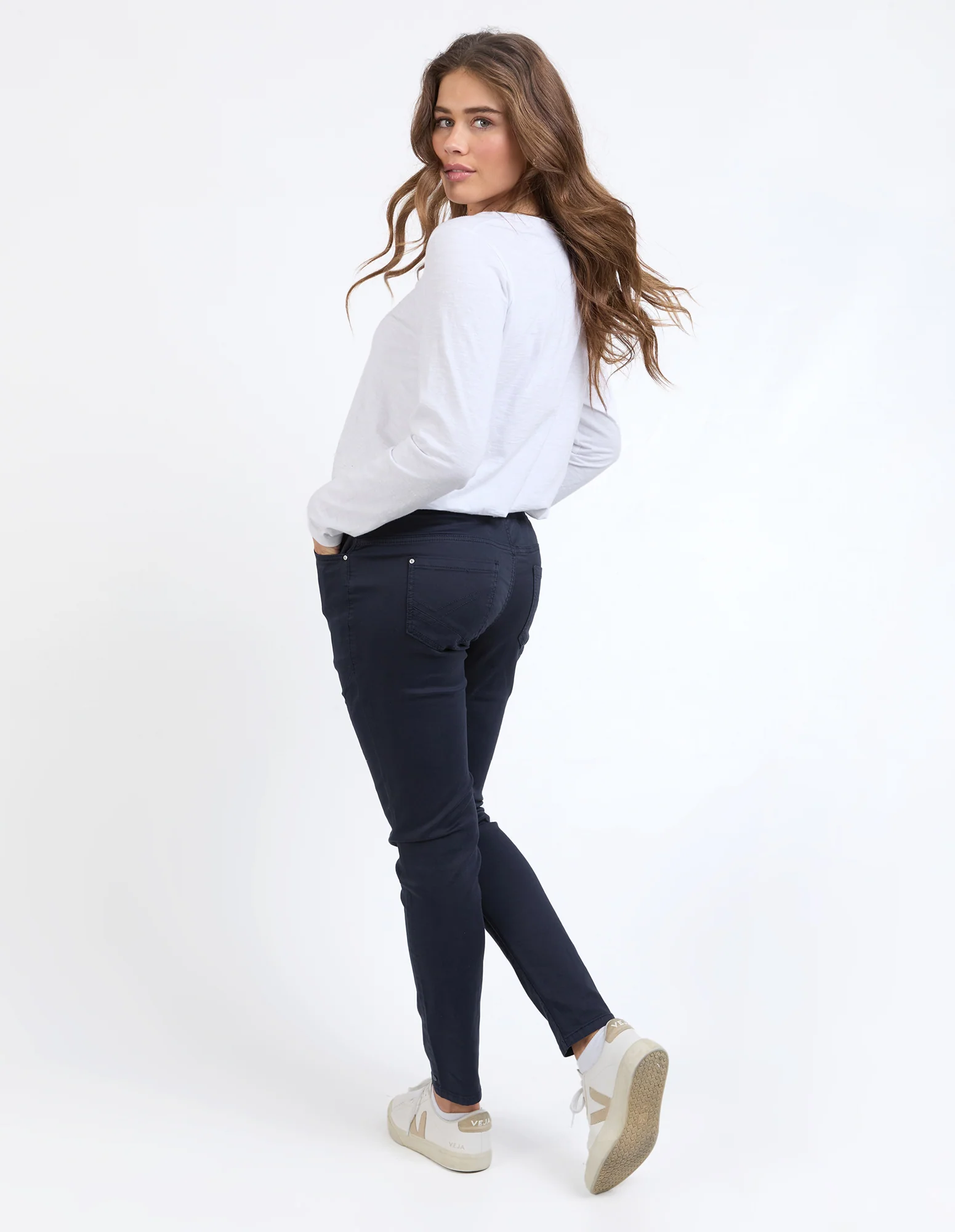 Margo Jogger Navy - Image 3