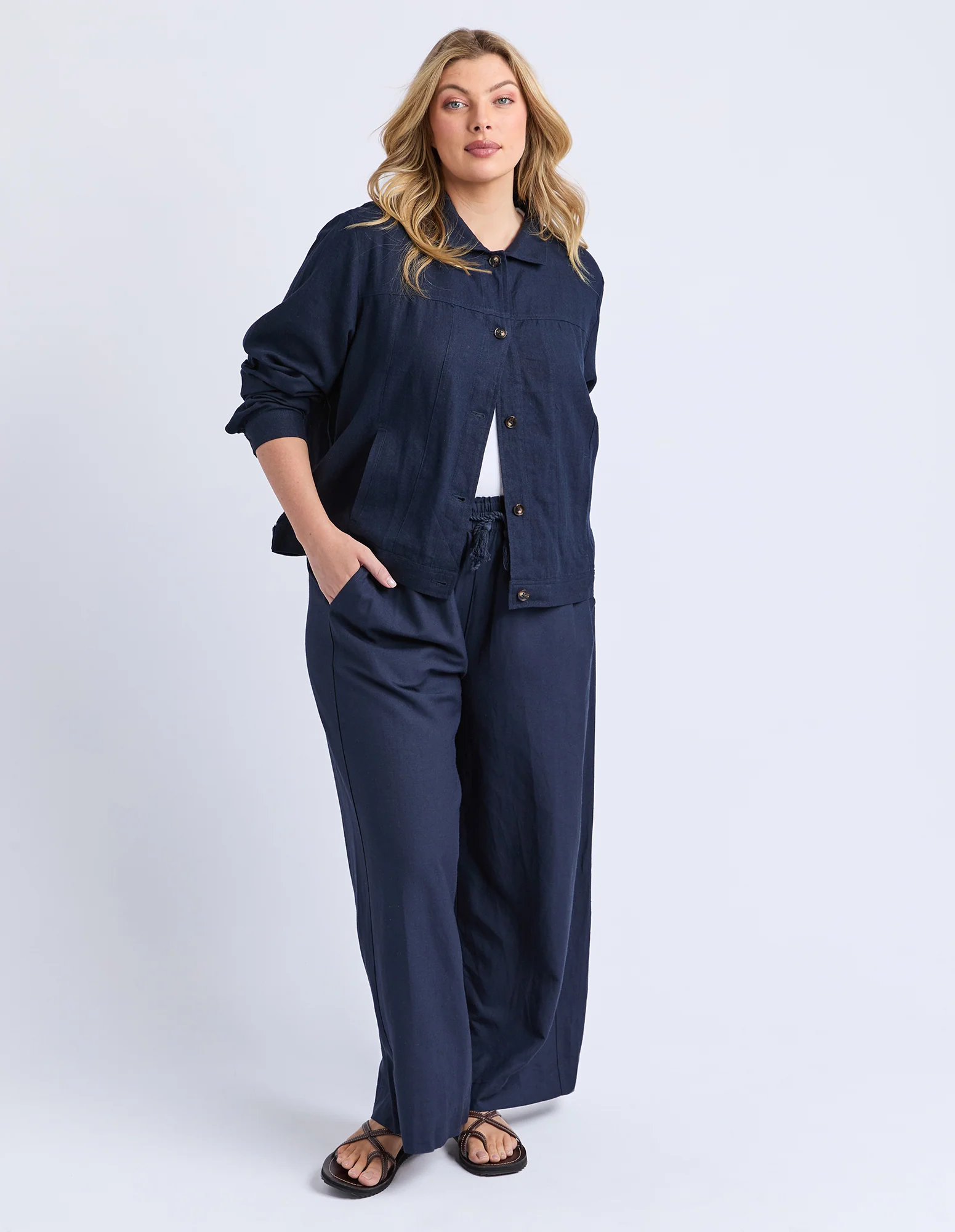 Maylee Jacket Navy - Image 2