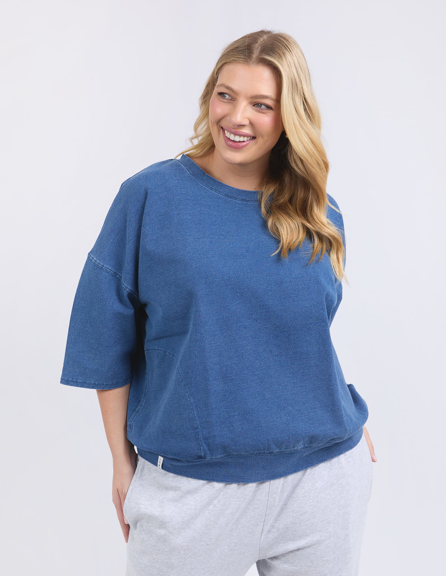 Mazie Sweat Denim Look Washed Blue - Image 6